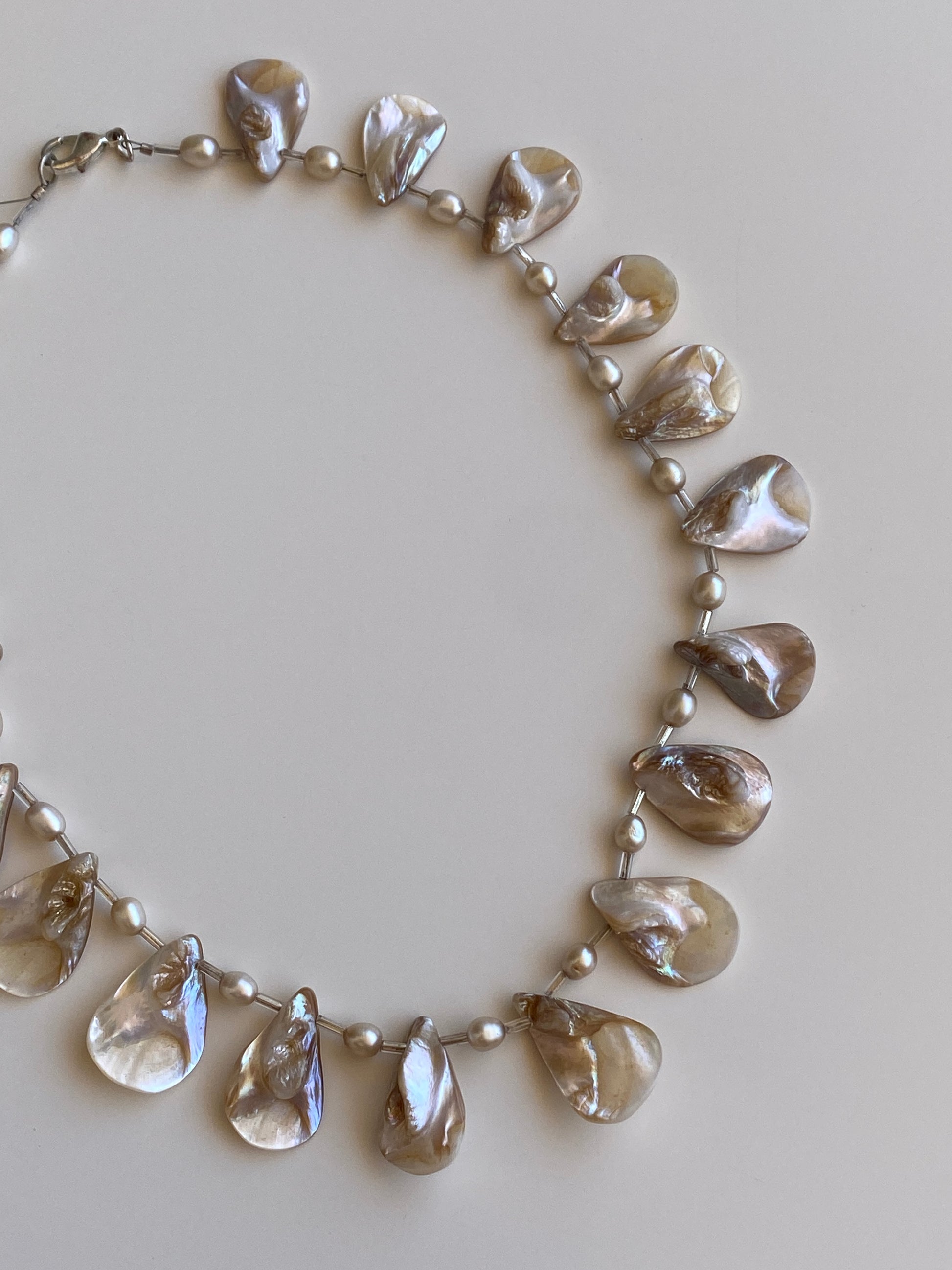 Vintage Mother of Pearl Shell & Faux Pearl Statement Choker Necklace Vintage Mother of Pearl Shell & Faux Pearl Statement Choker Necklace