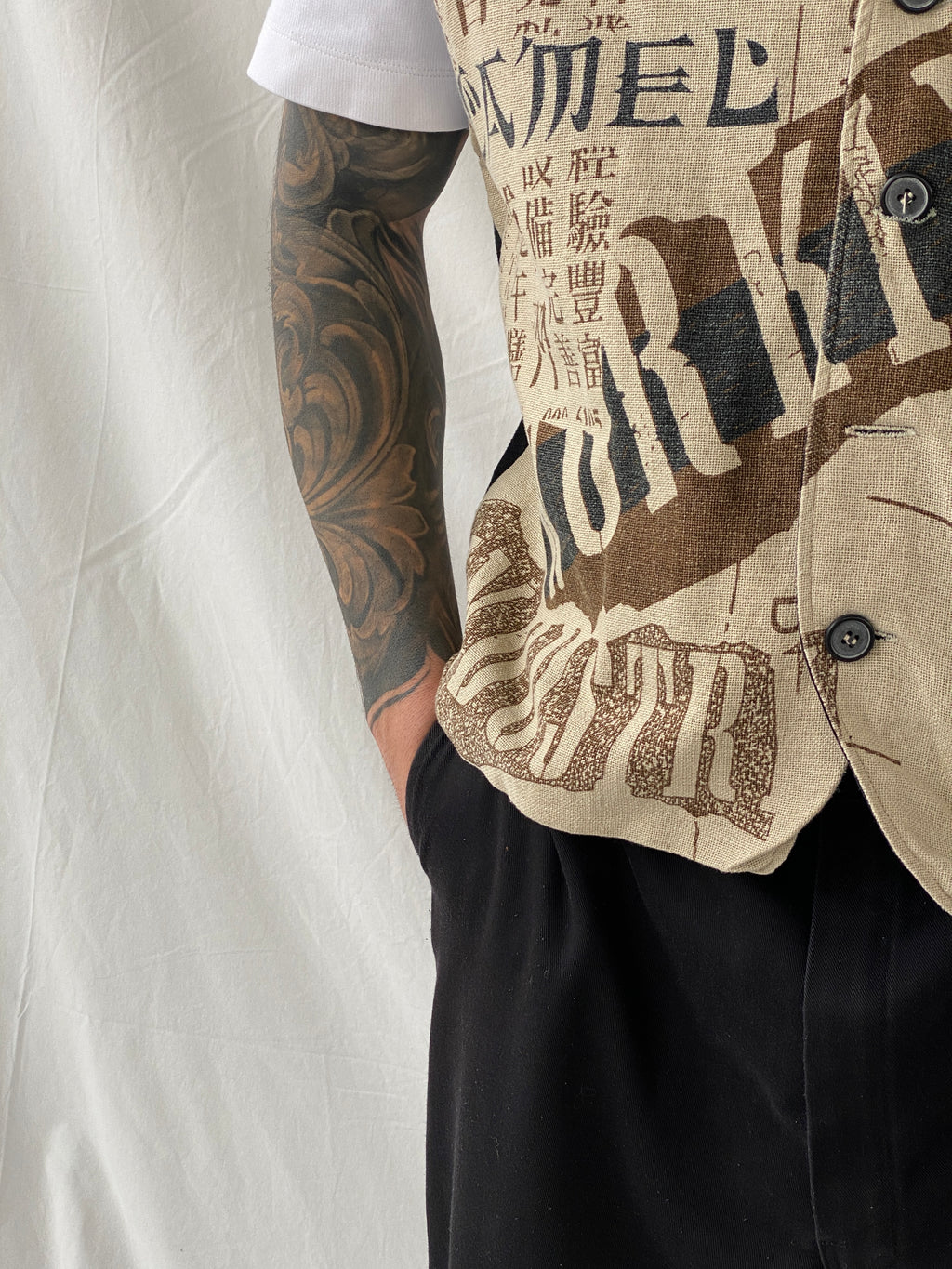 Vintage 90s Camel Collection Beige Printed Vest - L