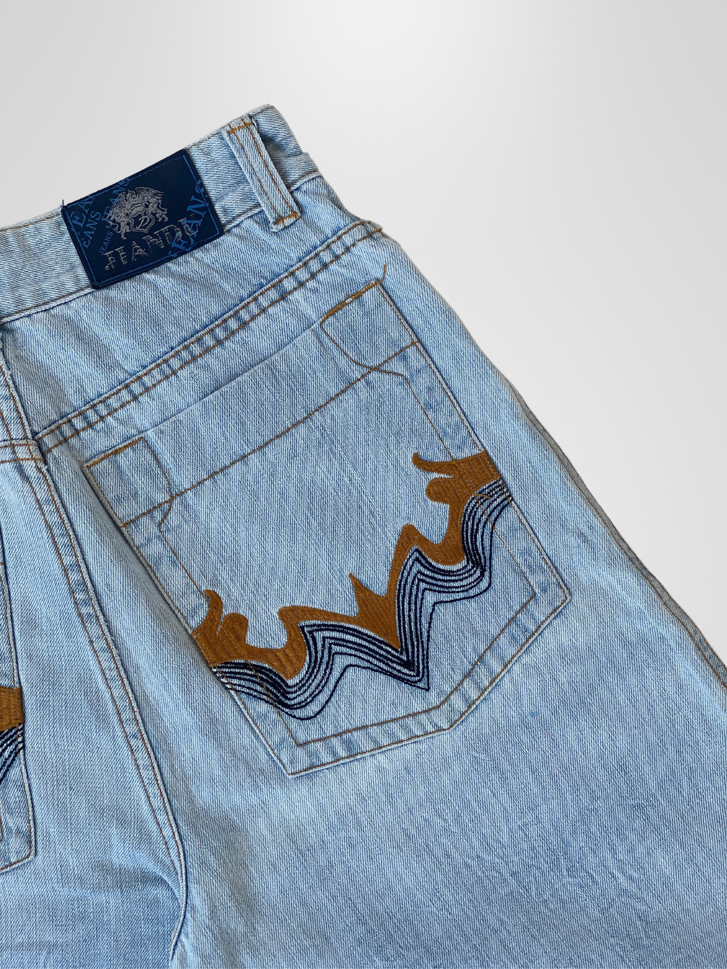 Vintage 90s Jlandu Knee-Length Denim Shorts