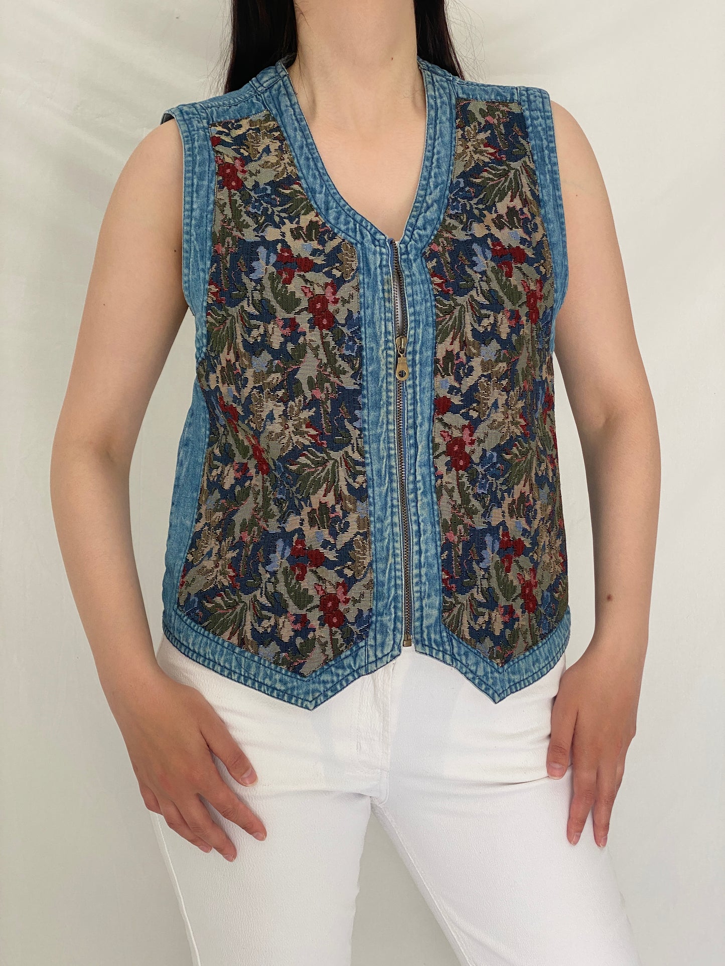 Vintage New Direction 90s Floral Tapestry Denim Vest Zip Up Waistcoat – L