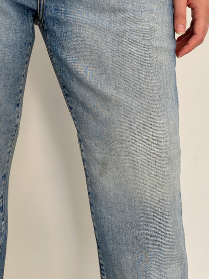 Vintage 90s Calvin Klein Light Wash High-Waisted Straight Leg Jeans – 40EUR