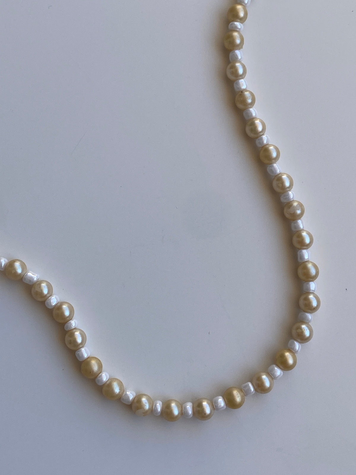 Vintage Y2K Cream & White Faux Pearl Long Strand Necklace with Gold-Tone Toggle Clasp