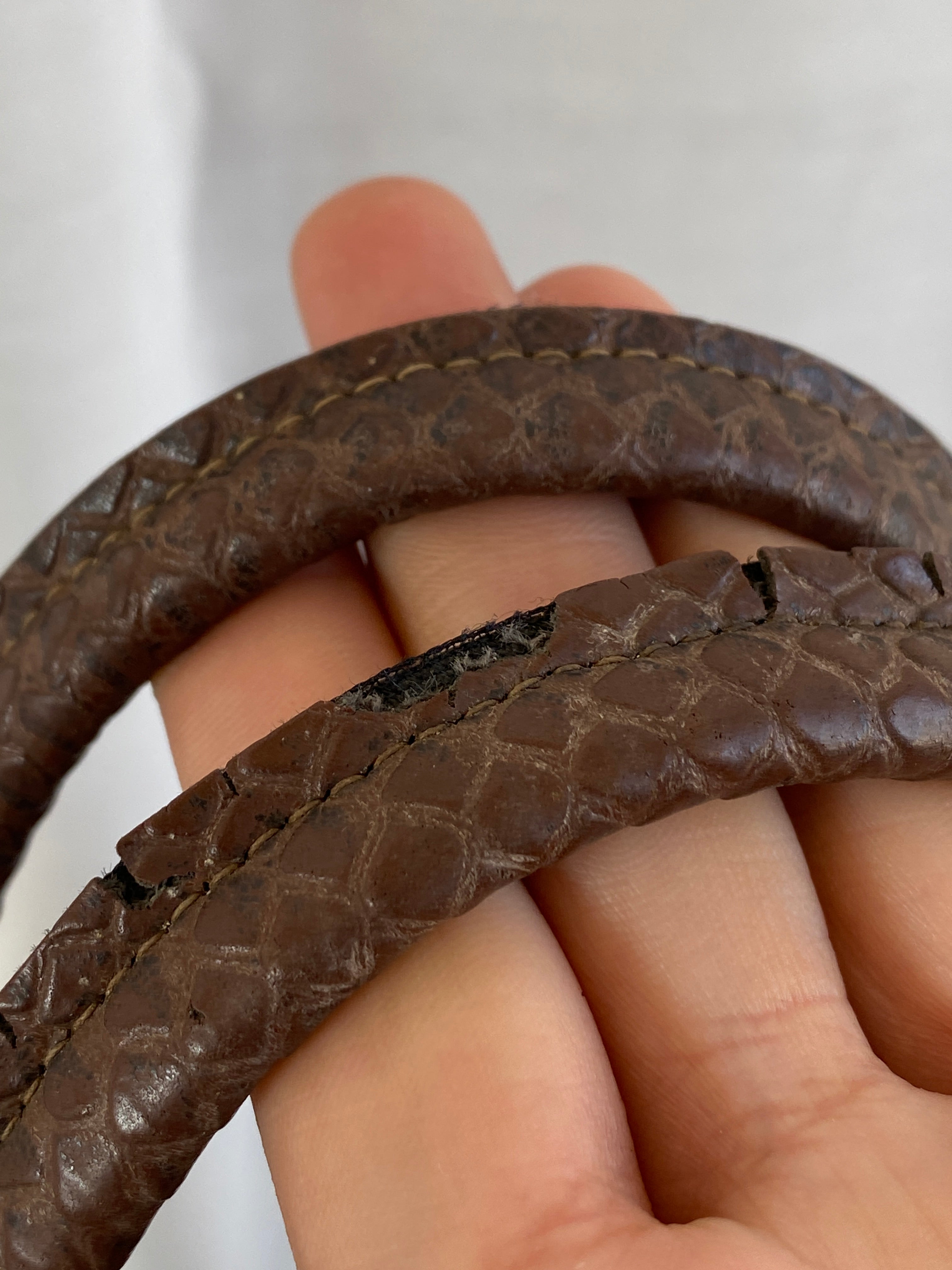 Vintage Ladies Brown Leather Shoulder Handbag