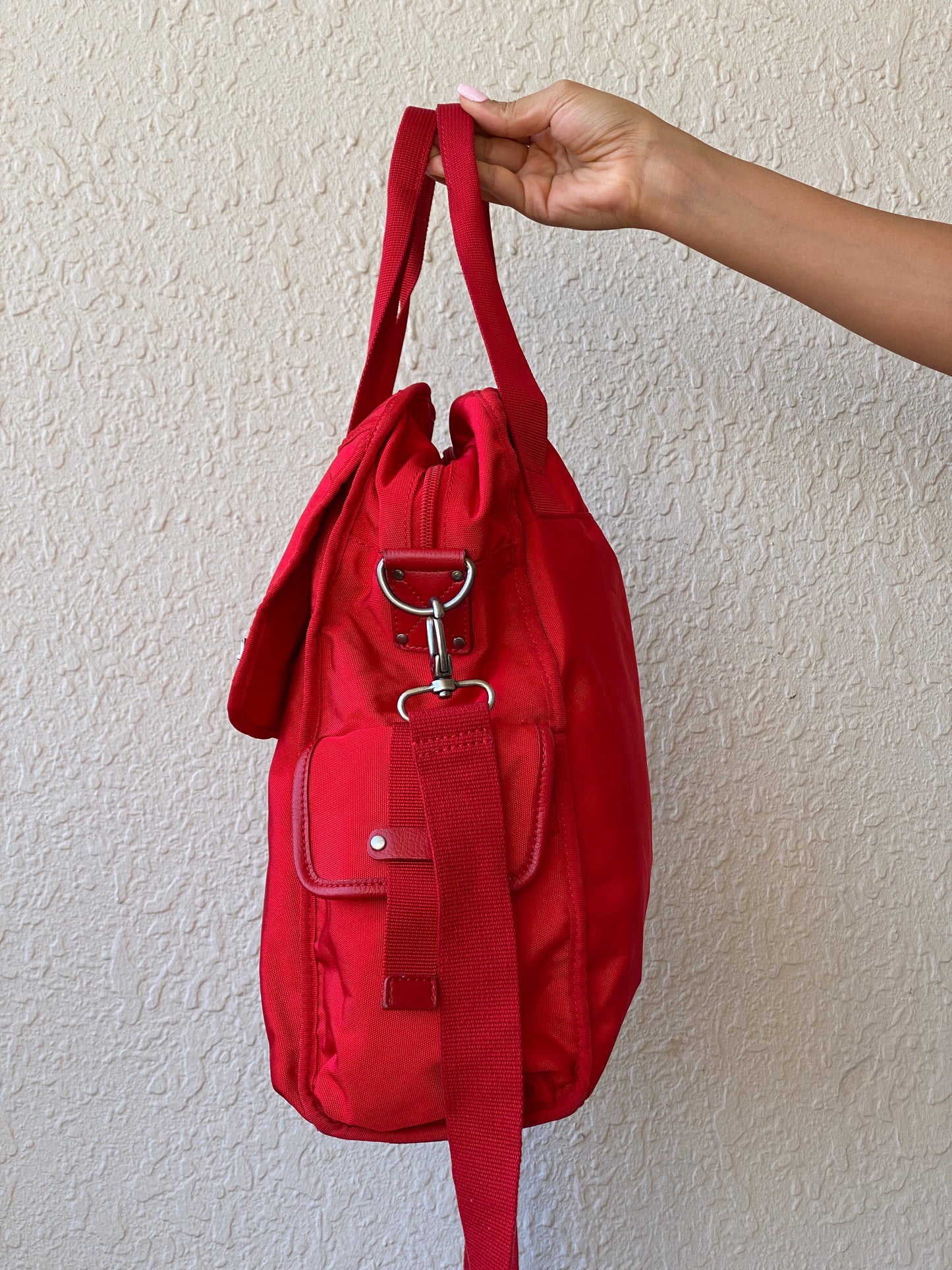 Fossil Red Heavy-Duty Nylon Laptop Messenger Hand-Crafted Work Bag