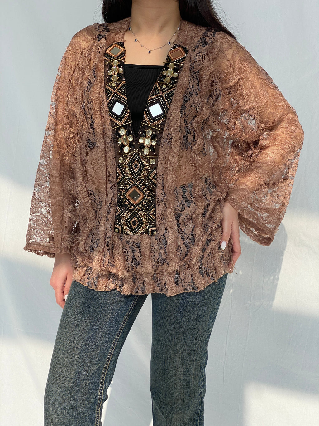 بلوزة نسائية من الدانتيل المزين بالخرز من Vintage My Story Paris إصدار محدود - مقاس كبير