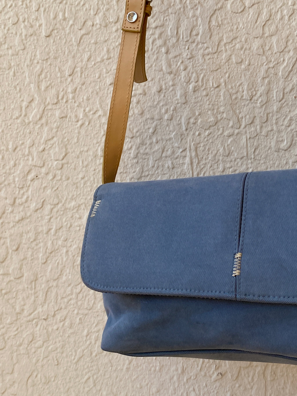 Vintage Amanda Smith Blue Purse Minimalist Y2K Flap Crossbody Bag