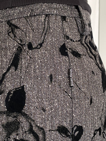 Vintage J&S Gray Flocked Floral Black A-Line Midi Skirt – M