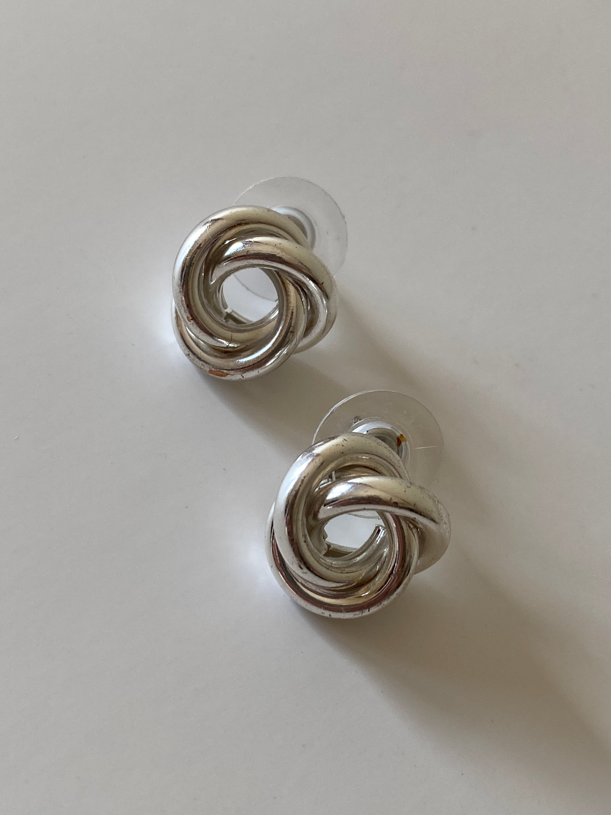 Vintage Silver-Tone Knot Minimalist Love Knot Jewelry Stud Earrings Vintage Silver-Tone Knot Minimalist Love Knot Jewelry Stud Earrings