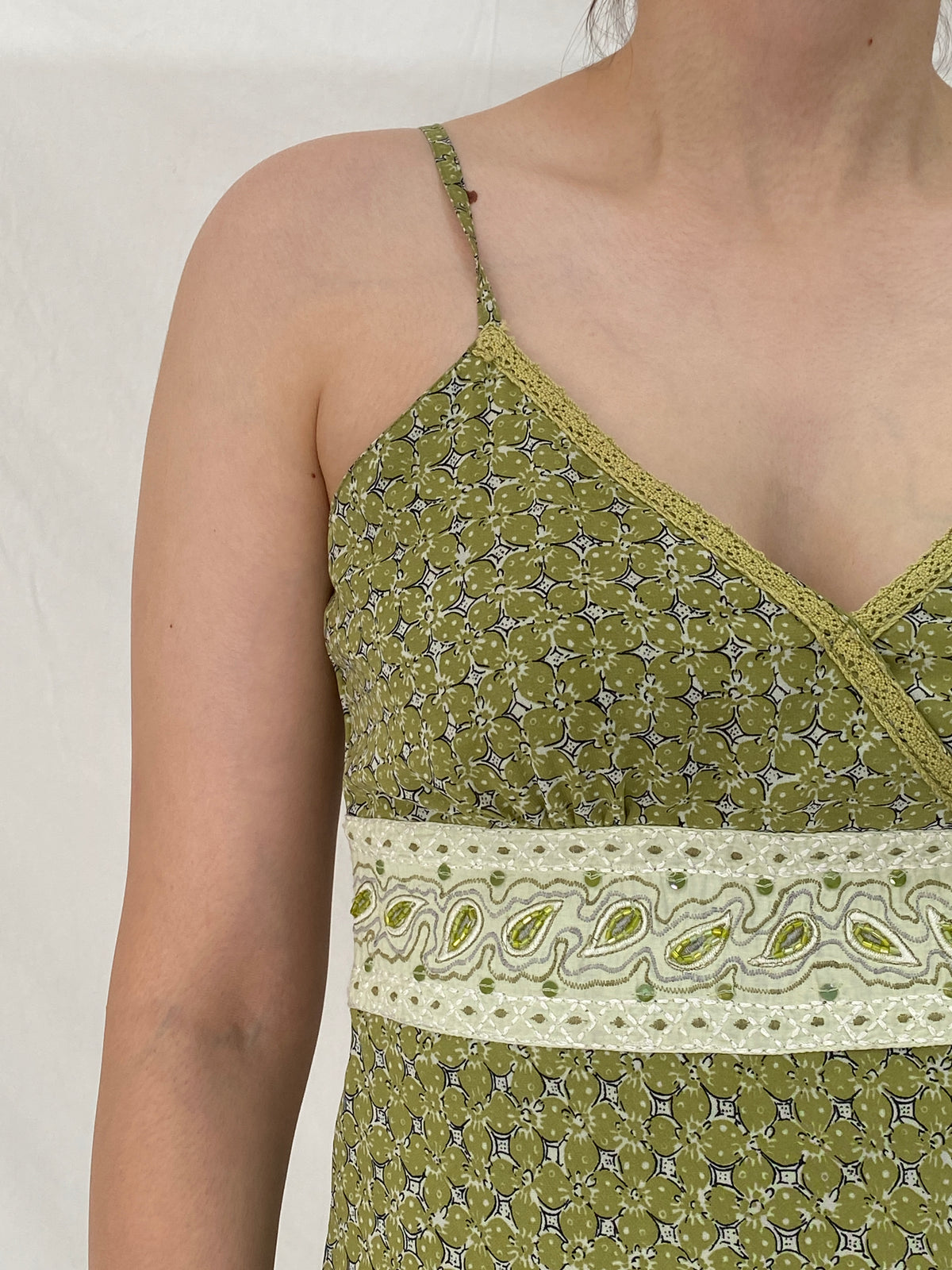 Y2K Vero Moda Olive Green Paisley Floral Beaded Midi Dress – M Y2K Vero Moda Olive Green Paisley Floral Beaded Midi Dress – M