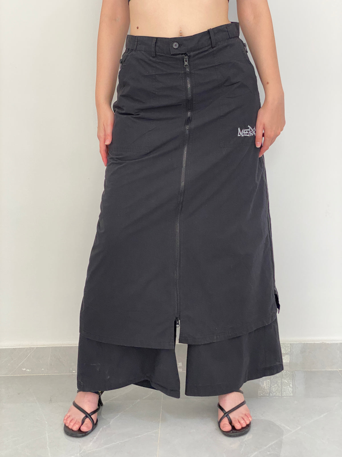 Vintage Y2K Mercy Black Wide-Leg Cargo Pants Zip-Up Skirt Overlay – M