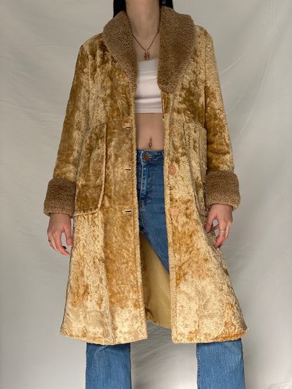 Vintage Palon Camel Plush Faux Fur Coat 70s Style Textured Winter Coat with Fur Collar - M