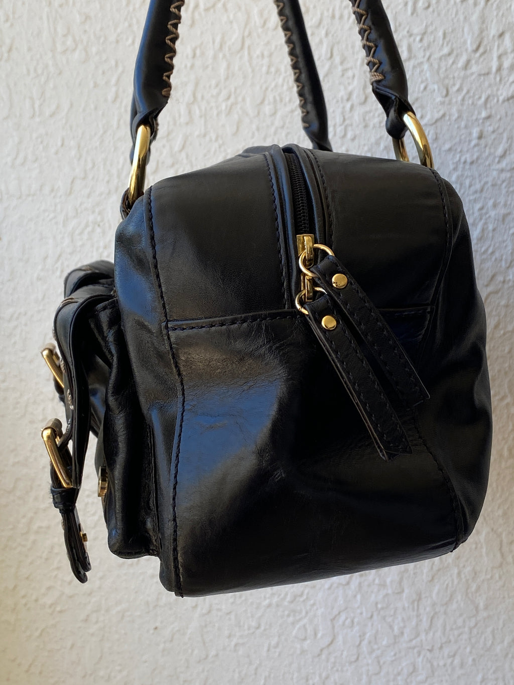 Vintage Hype Genuine Leather Satchel Shoulder Bag Black with Buckle & Stitching Detail Purse