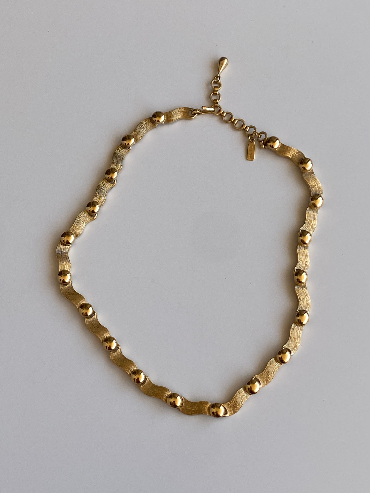 Vintage Monet Brushed Gold Wave Link Choker Necklace Vintage Monet Brushed Gold Wave Link Choker Necklace