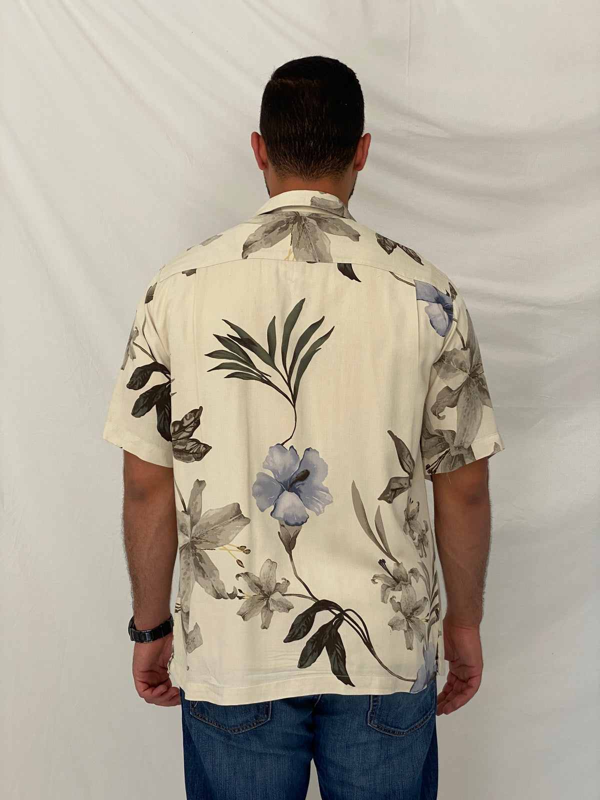 Vintage Caribbean Joe Cream Floral 100% Silk Camp Tropical Shirt - M Vintage Caribbean Joe Cream Floral 100% Silk Camp Tropical Shirt - M