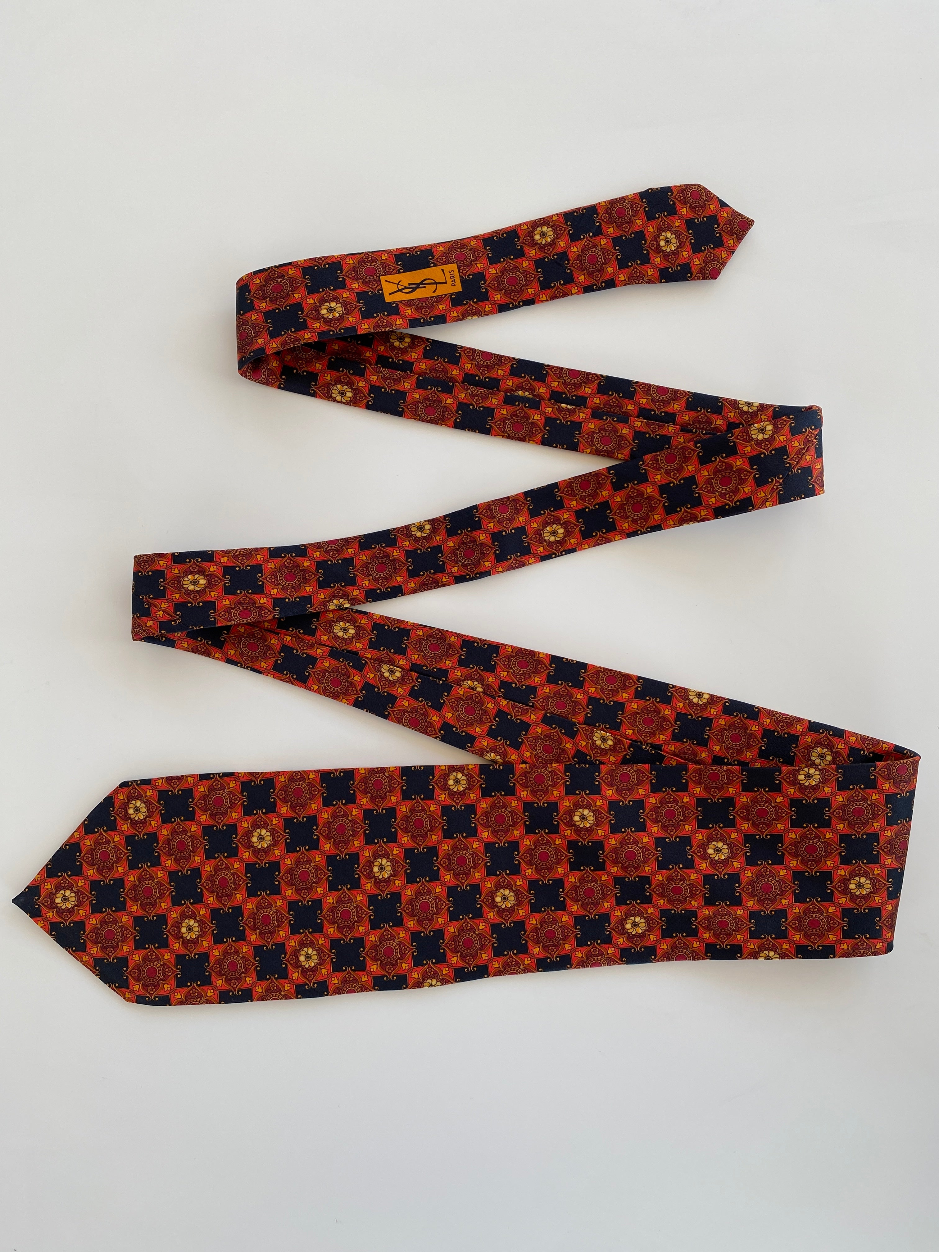Vintage YSL Yves Saint Laurent Silk Men’s Red Black Printed Neck Tie