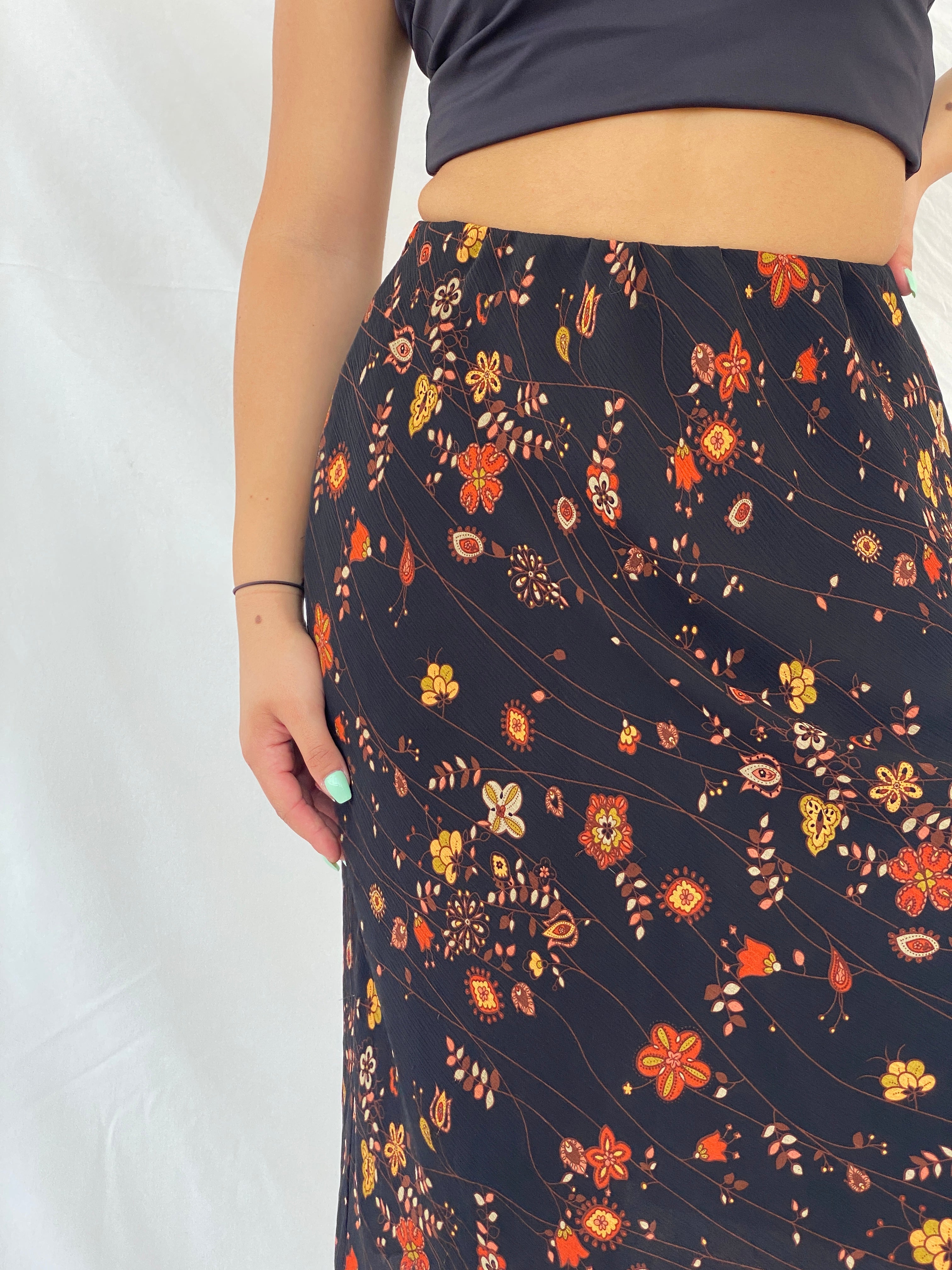 Vintage Handmade Floral Midi Elastic Waist Skirt - M