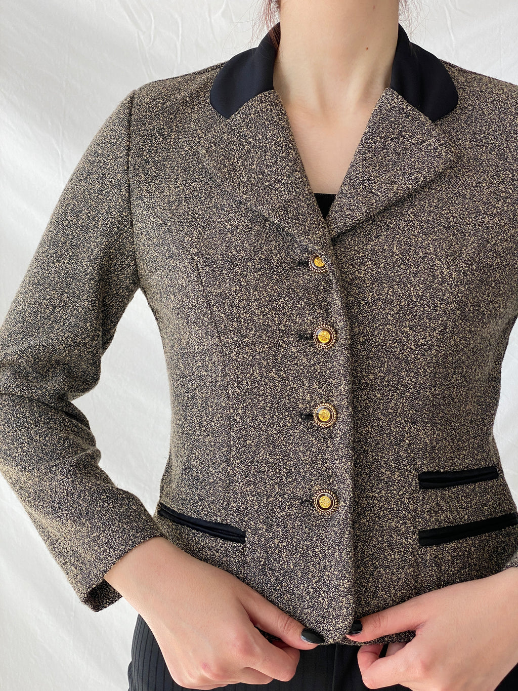 Gorgeous Vintage Dani Max Petite Gray Tween Fitted Women’s Blazer - M