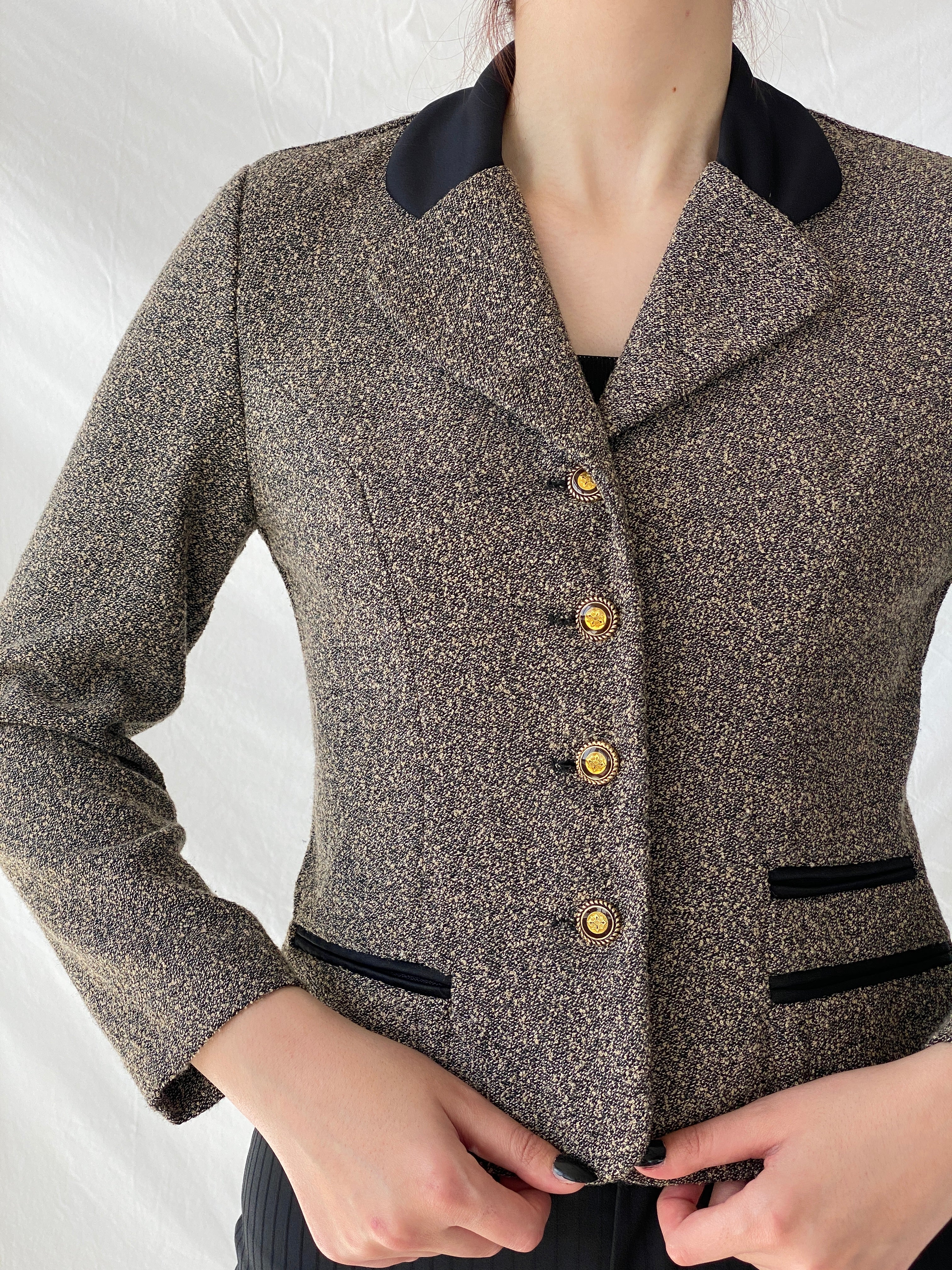 Gorgeous Vintage Dani Max Petite Gray Tween Fitted Women’s Blazer - M