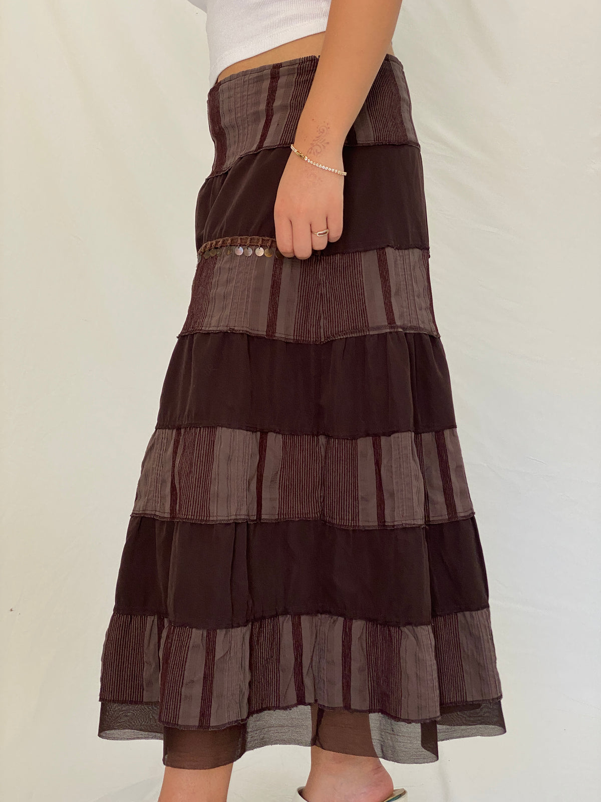 Vintage Y2K Boho CELAiA Brown Tiered Coin Trim Maxi Skirt – XL Vintage Y2K Boho CELAiA Brown Tiered Coin Trim Maxi Skirt – XL