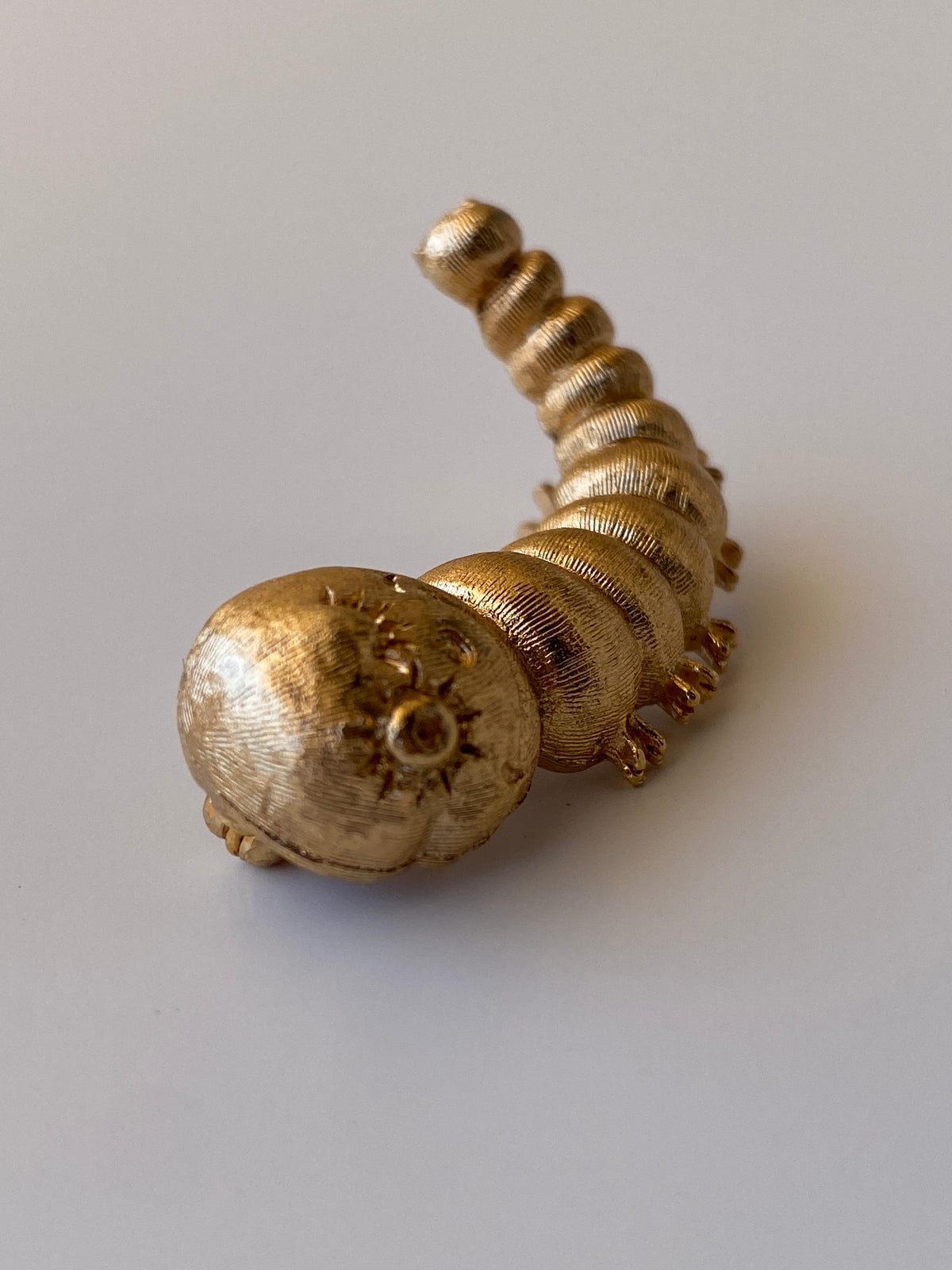 Vintage Napier Gold Tone Caterpillar Brooch Whimsical Figural Designer Pin Vintage Napier Gold Tone Caterpillar Brooch Whimsical Figural Designer Pin