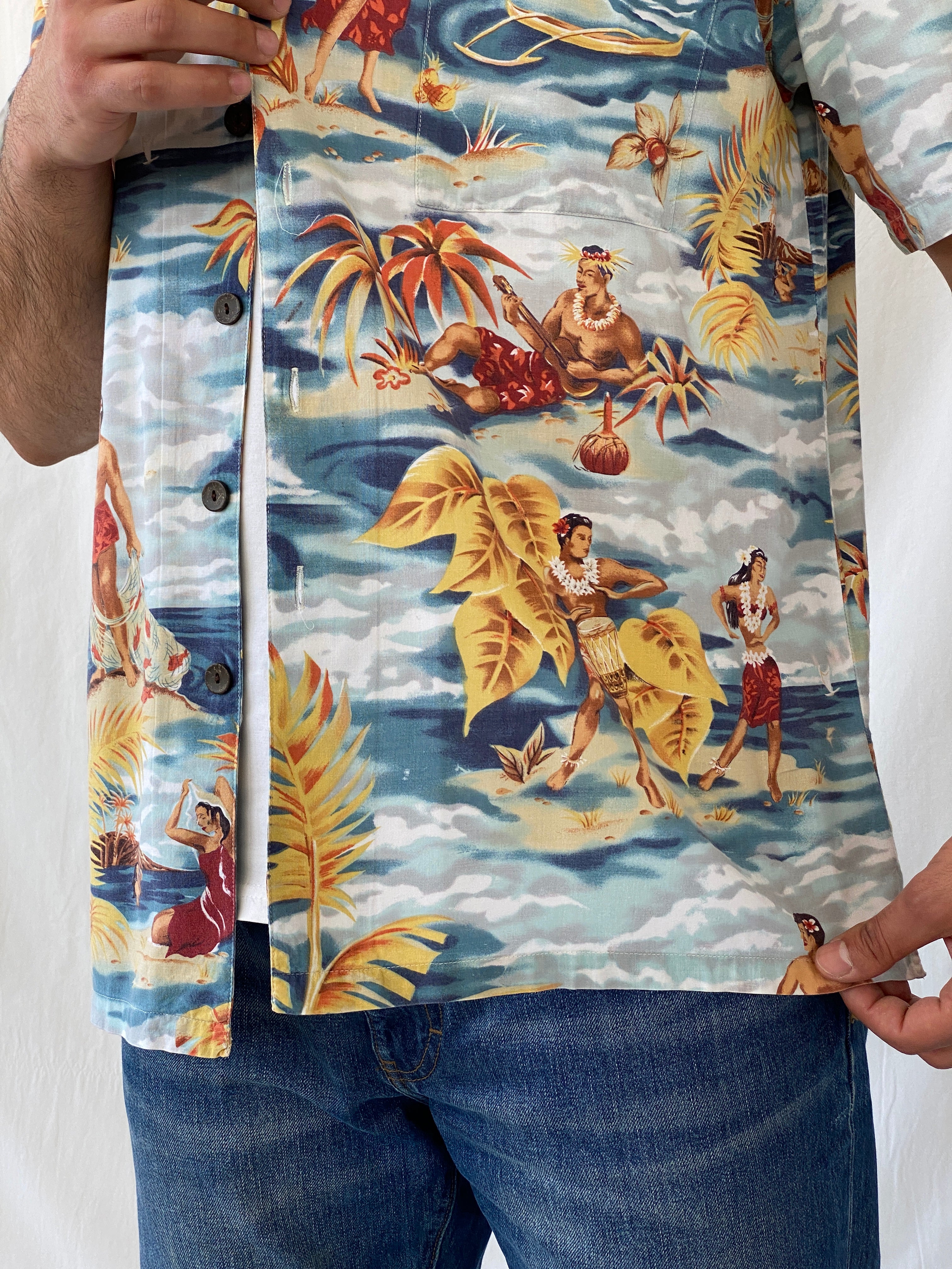 Vintage Robert Stock Hula Dancers Printed Short Sleeve Hawaiian Button Up Men’s Shirt - L