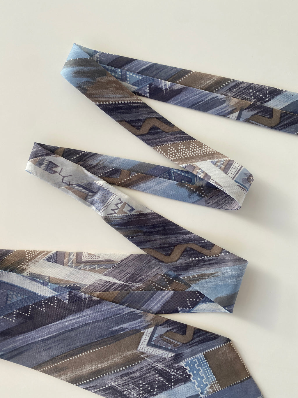 Vintage Handmade Blue Abstract Print Men’s Neck Tie