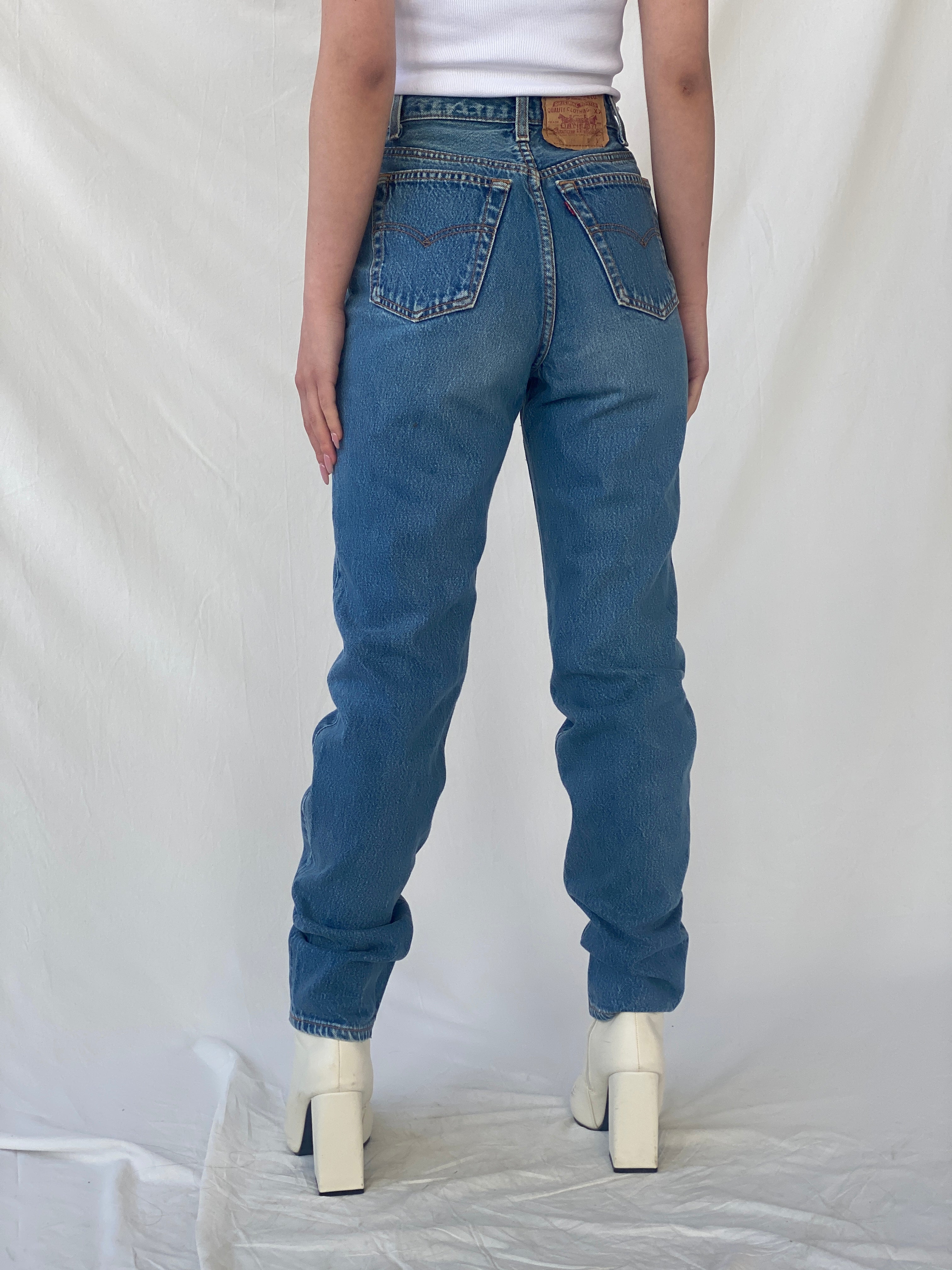 Levi’s High Rise Women’s Straight Cut Jeans - 32EUR