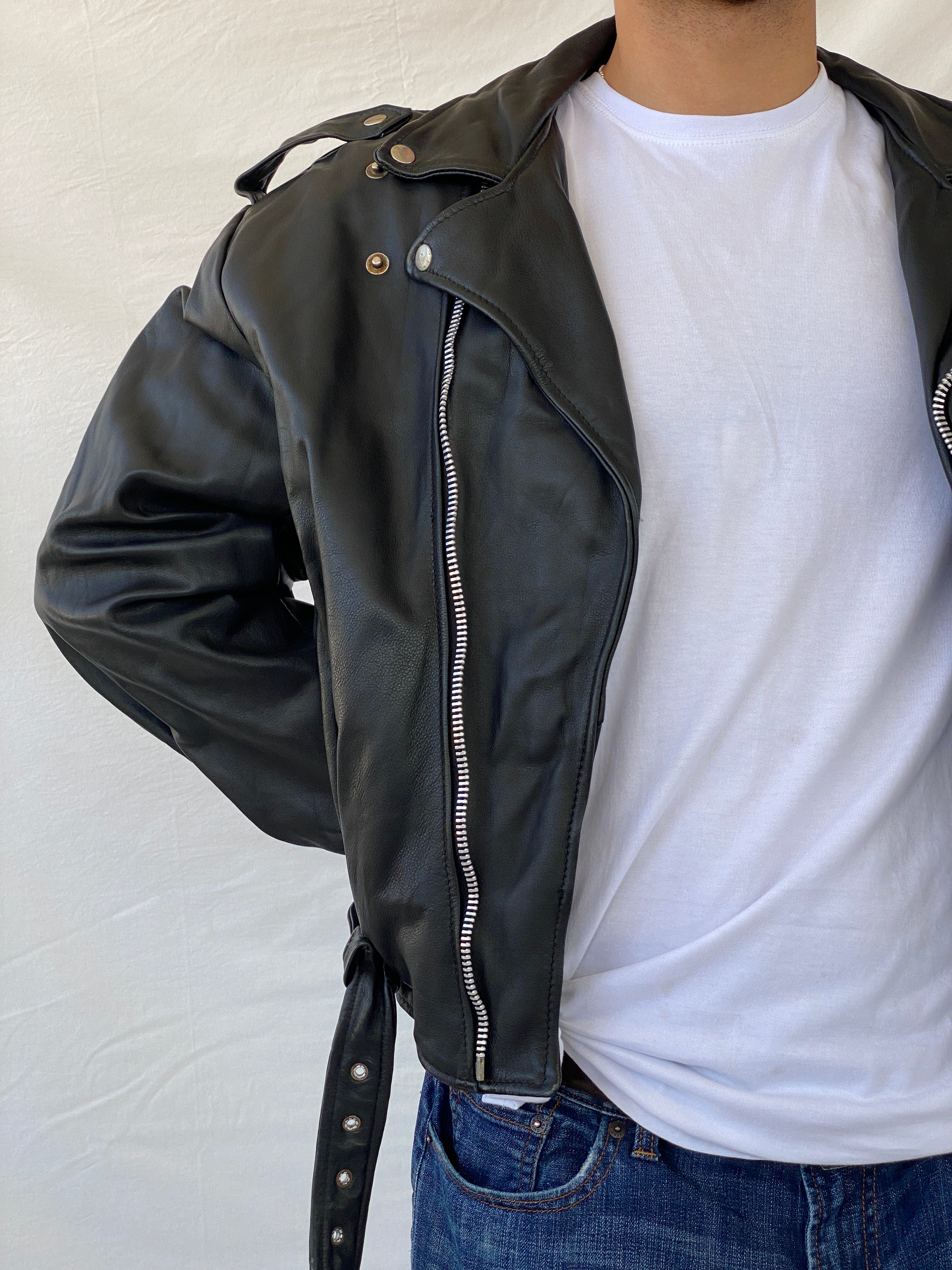 جاكيت راكبي دراجات نارية رجالي من الجلد الأصلي الثقيل باللون الأسود - مقاس كبير