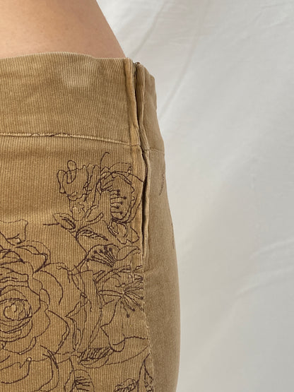 Vintage 00s Papaya Corduroy Floral Embroidered A-Line Skirt - M