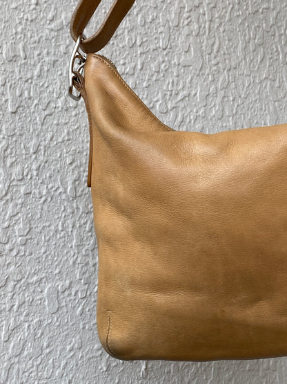 Vintage Coach Tan Leather Shoulder Bag Classic Hobo Style M2S-9326 Purse