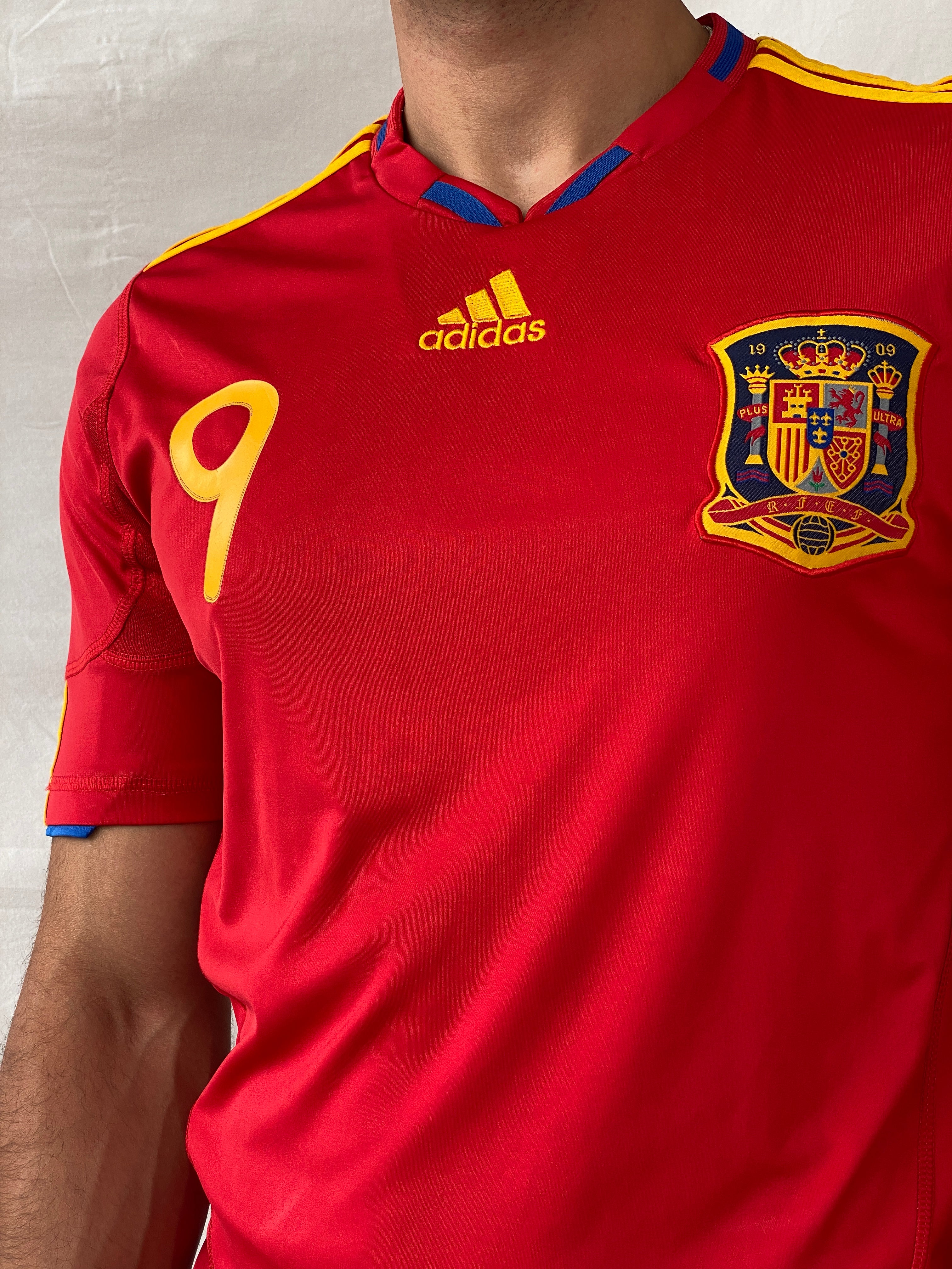 قميص أديداس توريس 9 للرجال لكأس العالم 2010 في إسبانيا - مقاس متوسط