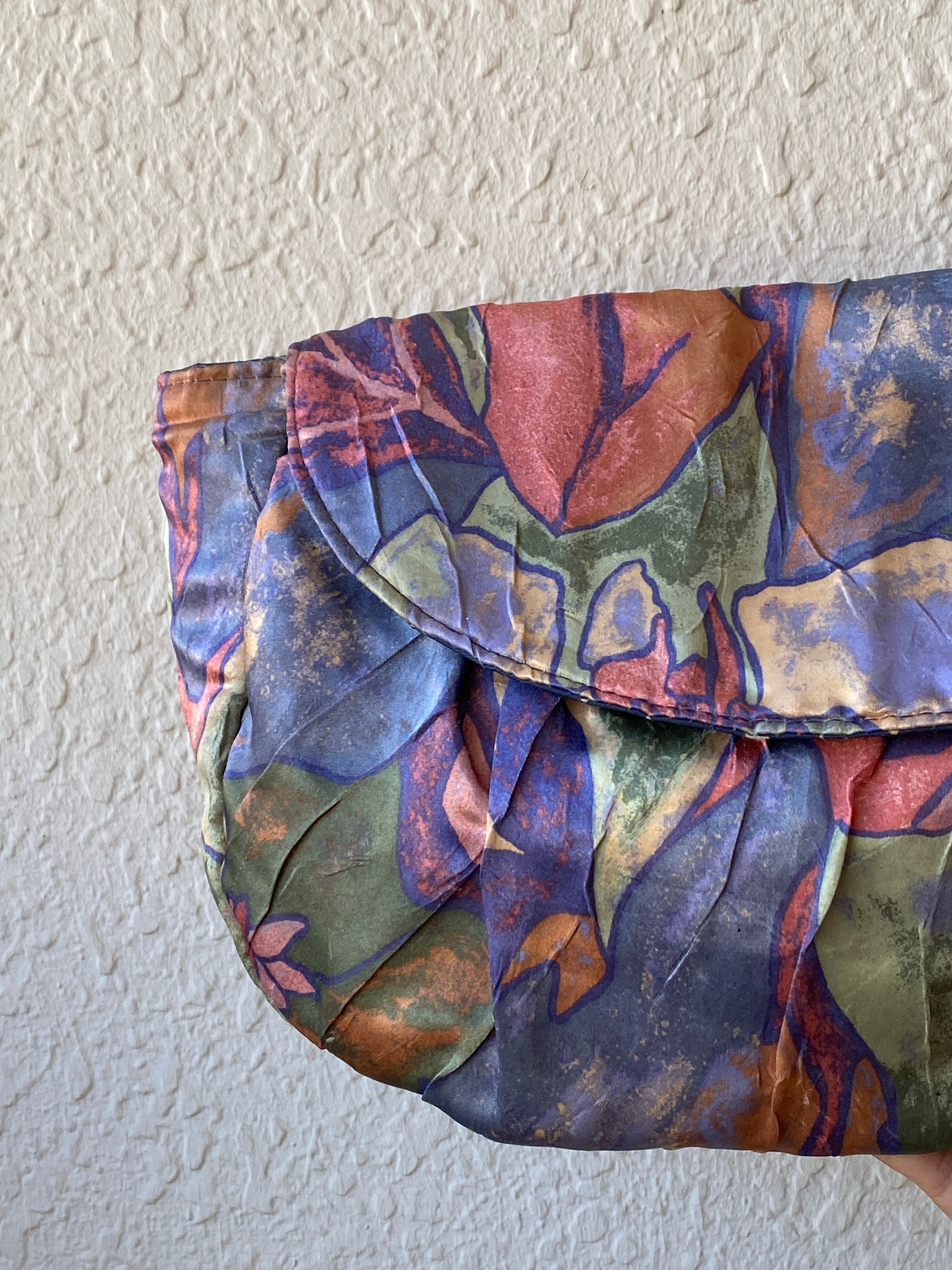 Vintage Abstract Floral Multicolor Clutch Bag