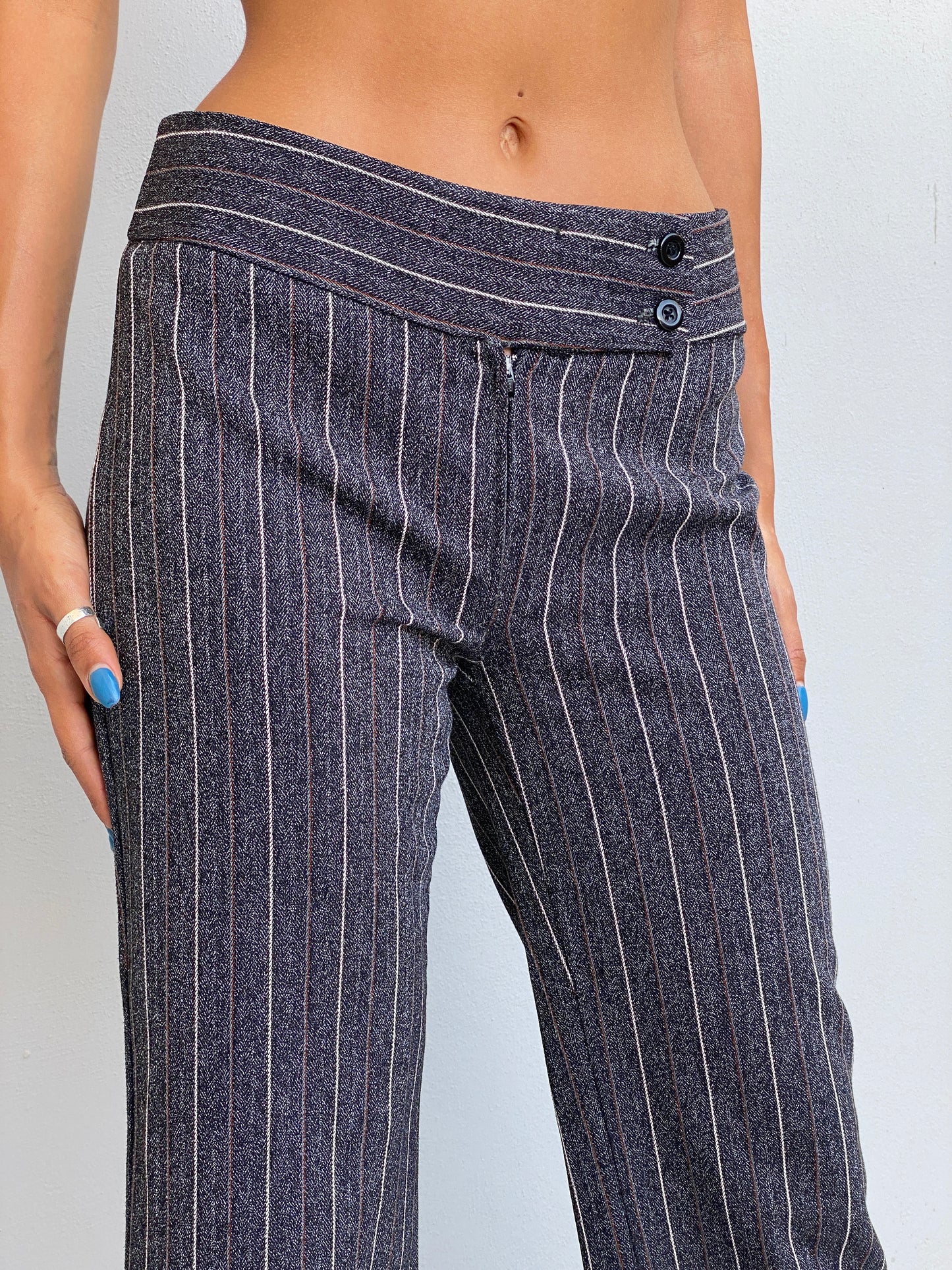 Vintage Y2K Grey Pinstripe Cropped Wide Leg Trousers Low Rise Office Siren Pants - S