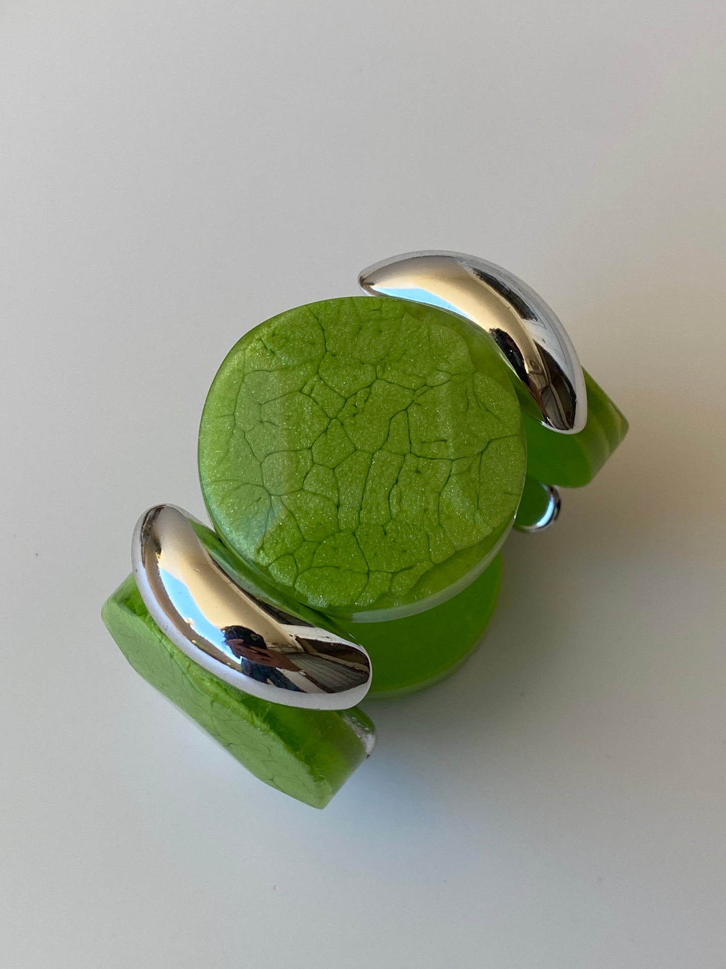Y2K Green Resin & Silver-Tone Stretch Bracelet Statement Bangle
