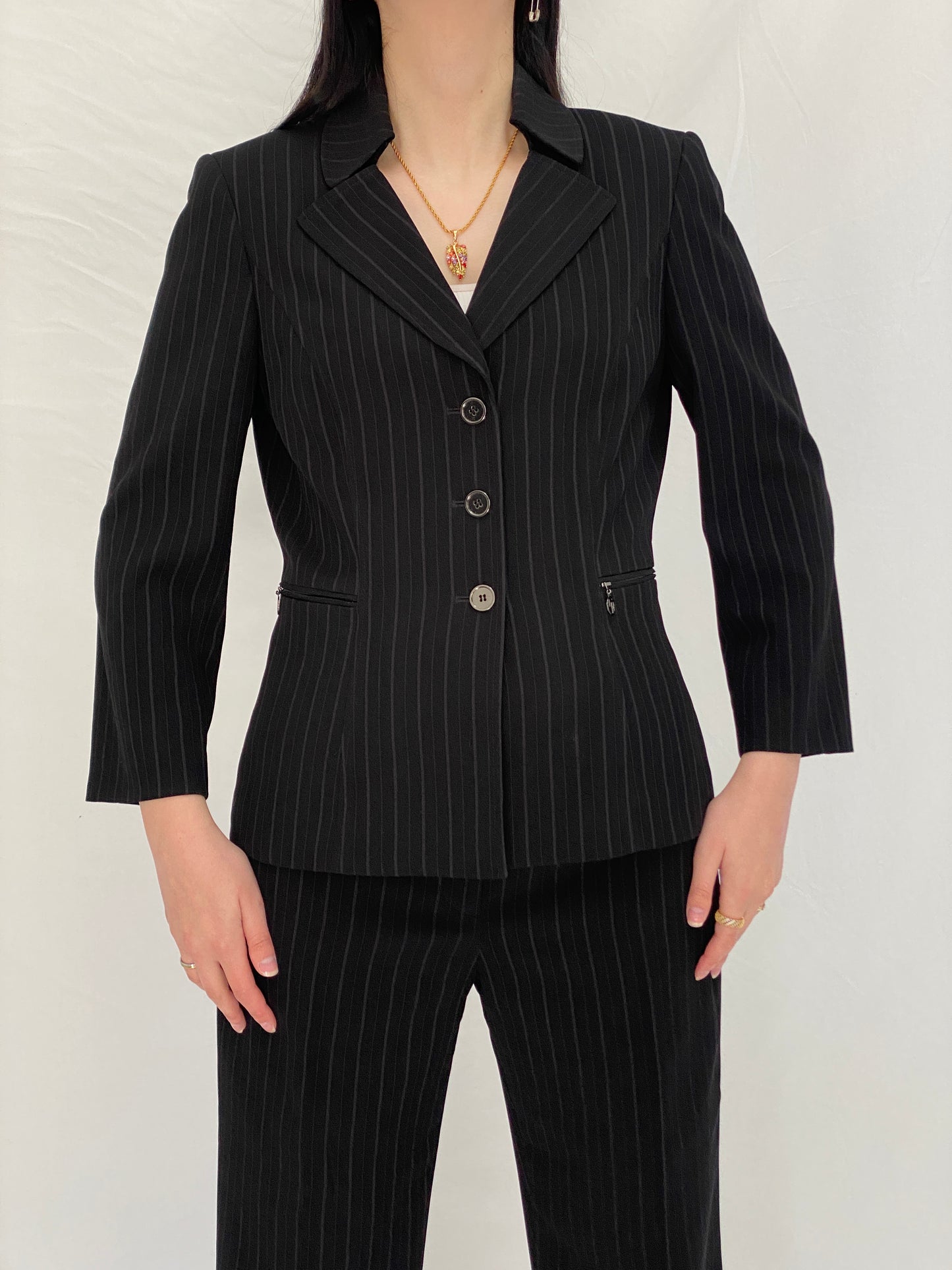 Vintage Tahari Arthur S. Levine Black Pinstripe Office Core Power Suit Tailored Blazer & Pants - M