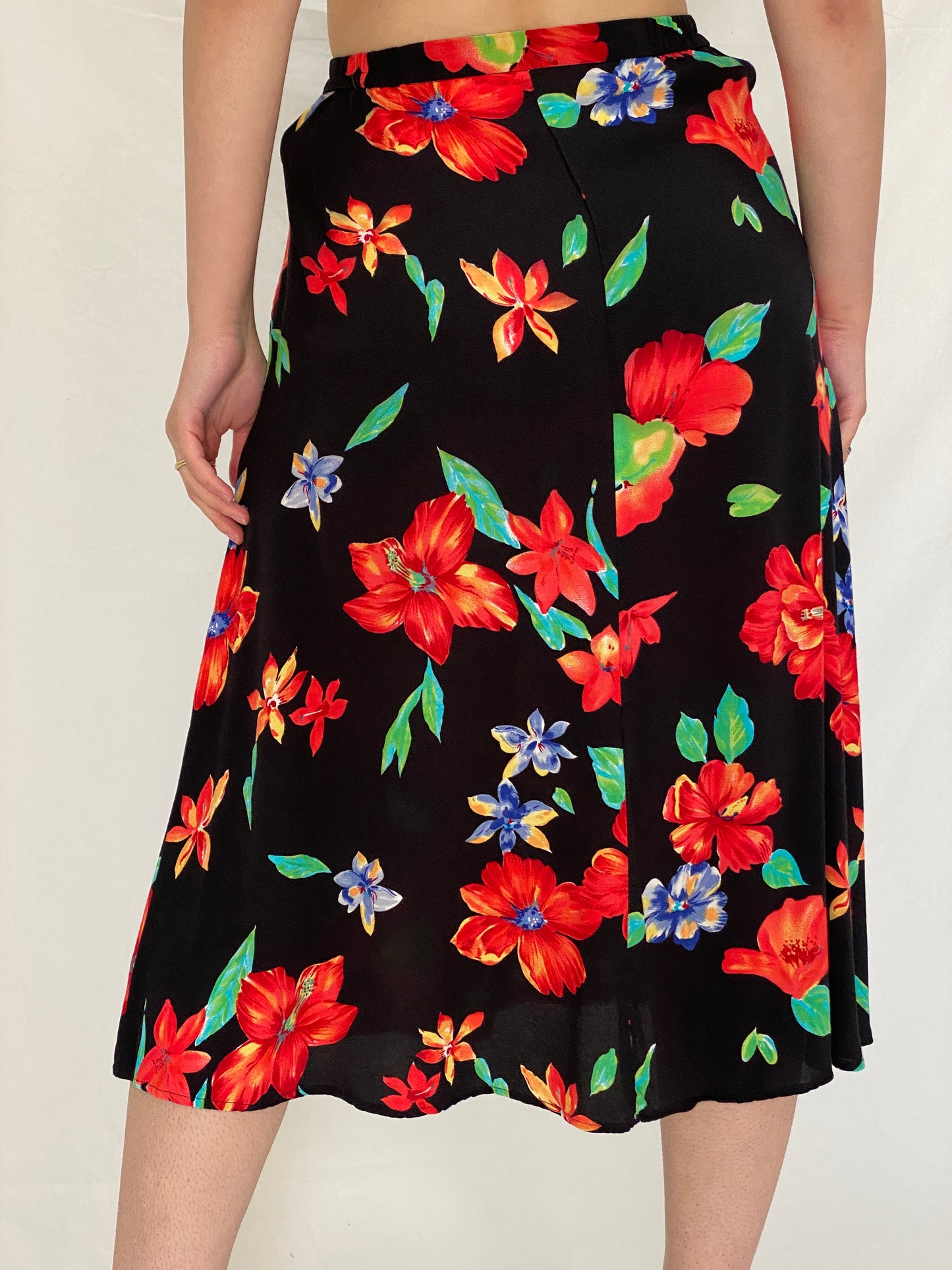 90s Worthington Black Floral Rayon Button Front A-Line Midi Skirt - S