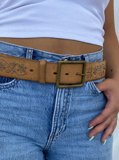 Vintage Western Style Cowboy Floral Embroidered Beige Belt - Balagan Vintage 80s, belt, cowboy, Lana, NEW IN