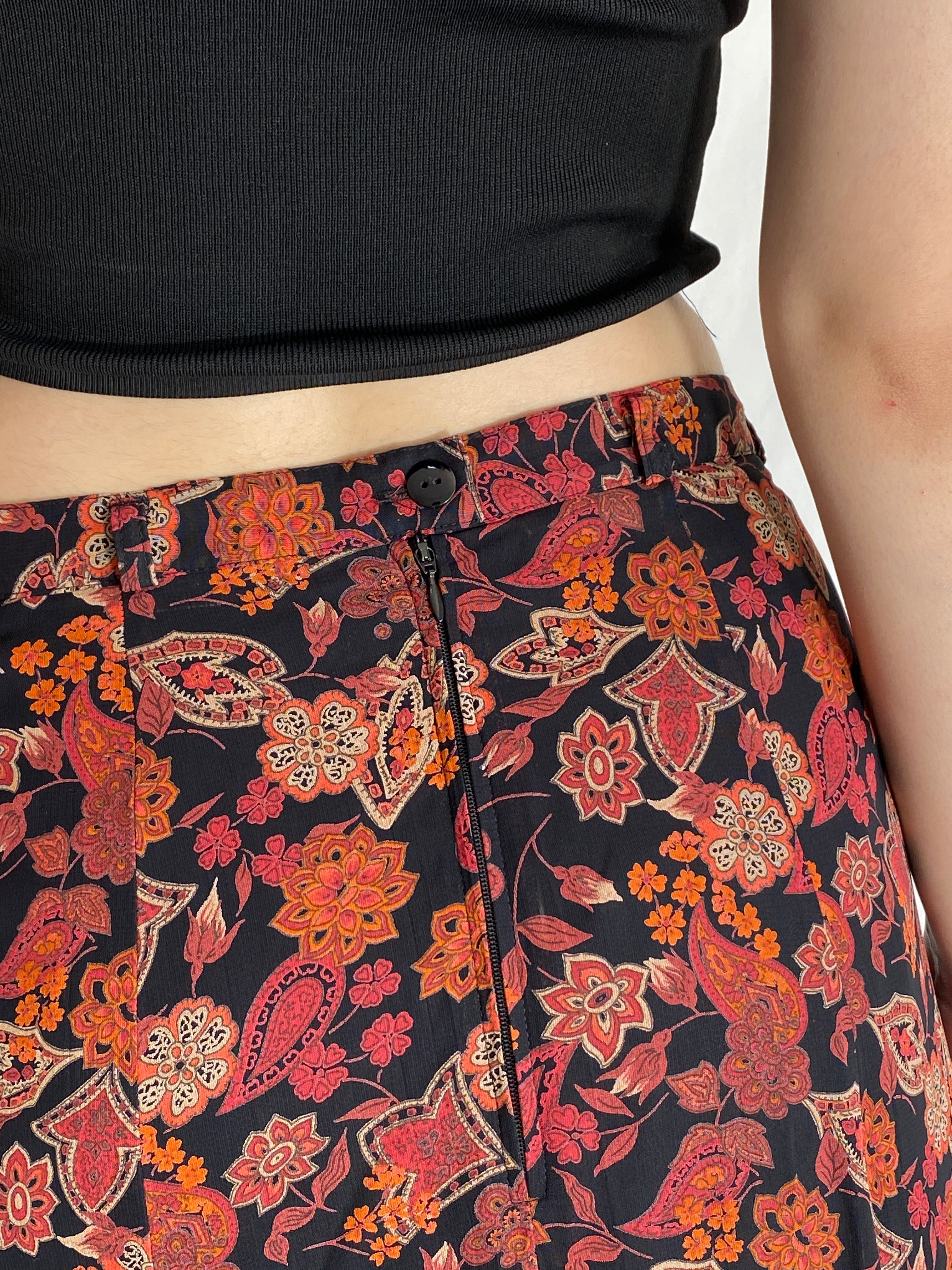 Vintage 90s Your 6th Sense Floral Red Black Paisley Boho Midi Skirt - L