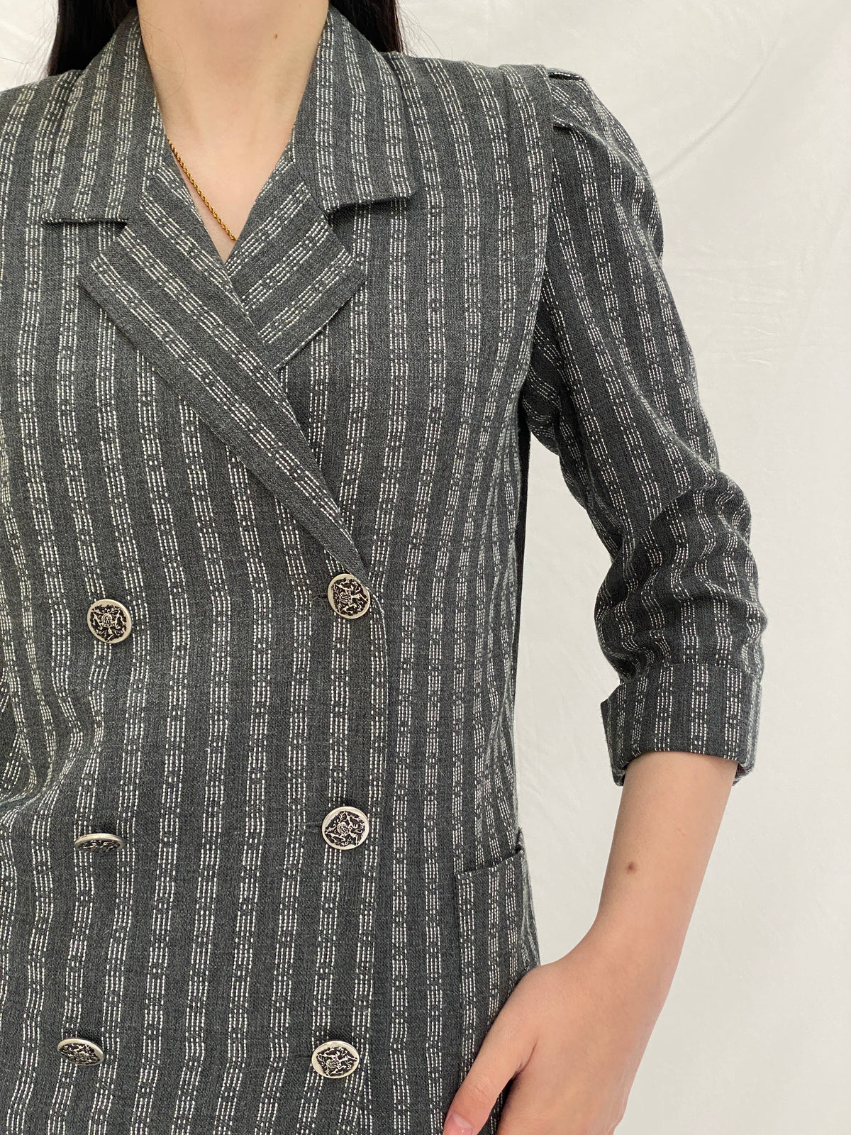 Vintage Leslie Fay Petites Gray Textured Double Breasted Blazer Dress - S Vintage Leslie Fay Petites Gray Textured Double Breasted Blazer Dress - S