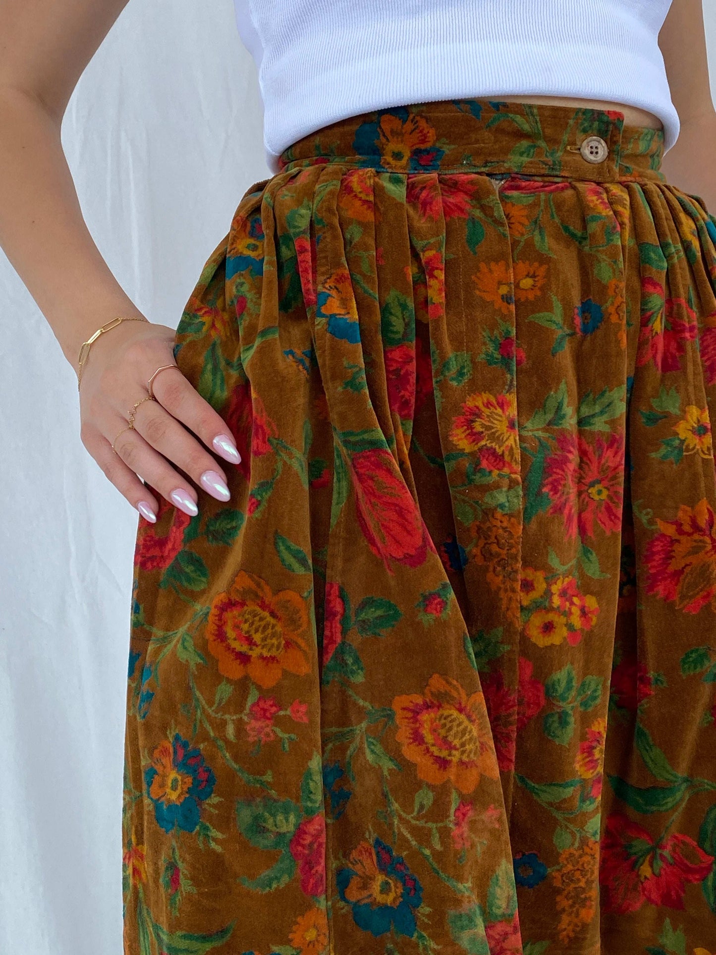 Rare Vintage 80s Kenzo Paris Midi Floral Corduroy Skirt - Balagan Vintage Midi Skirt 80s, floral, floral skirt, Juana, kenzo, NEW IN, rare find, rare vintage, women top