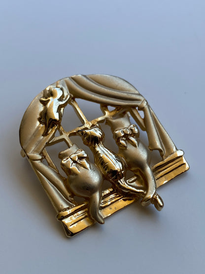 Vintage OAJC Gold-Tone Three Cats in a Window Figural Brooch