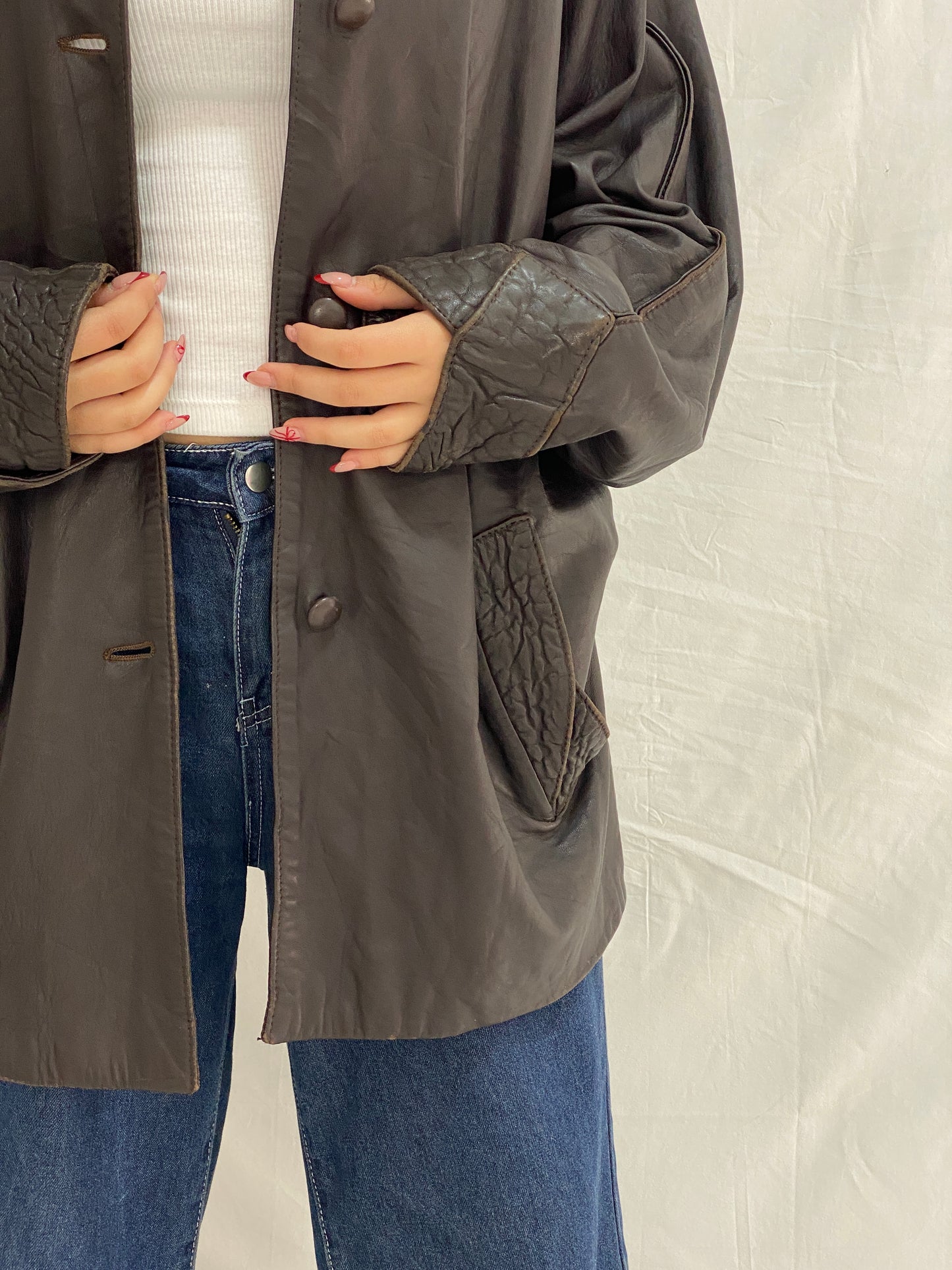 Vintage Brown Leather Coated Oversized Jacket with Textured Collar & Cuff Details - L