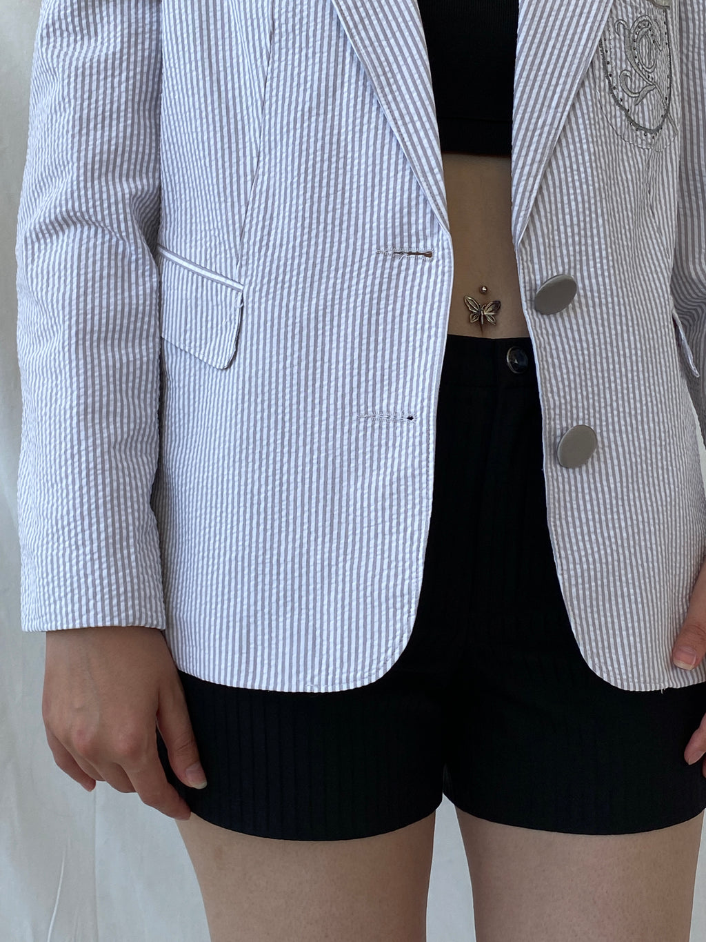 Seleste GiYim Cotton Striped Blazer Crest Patch Preppy Academic-Core Seersucker Jacket - L