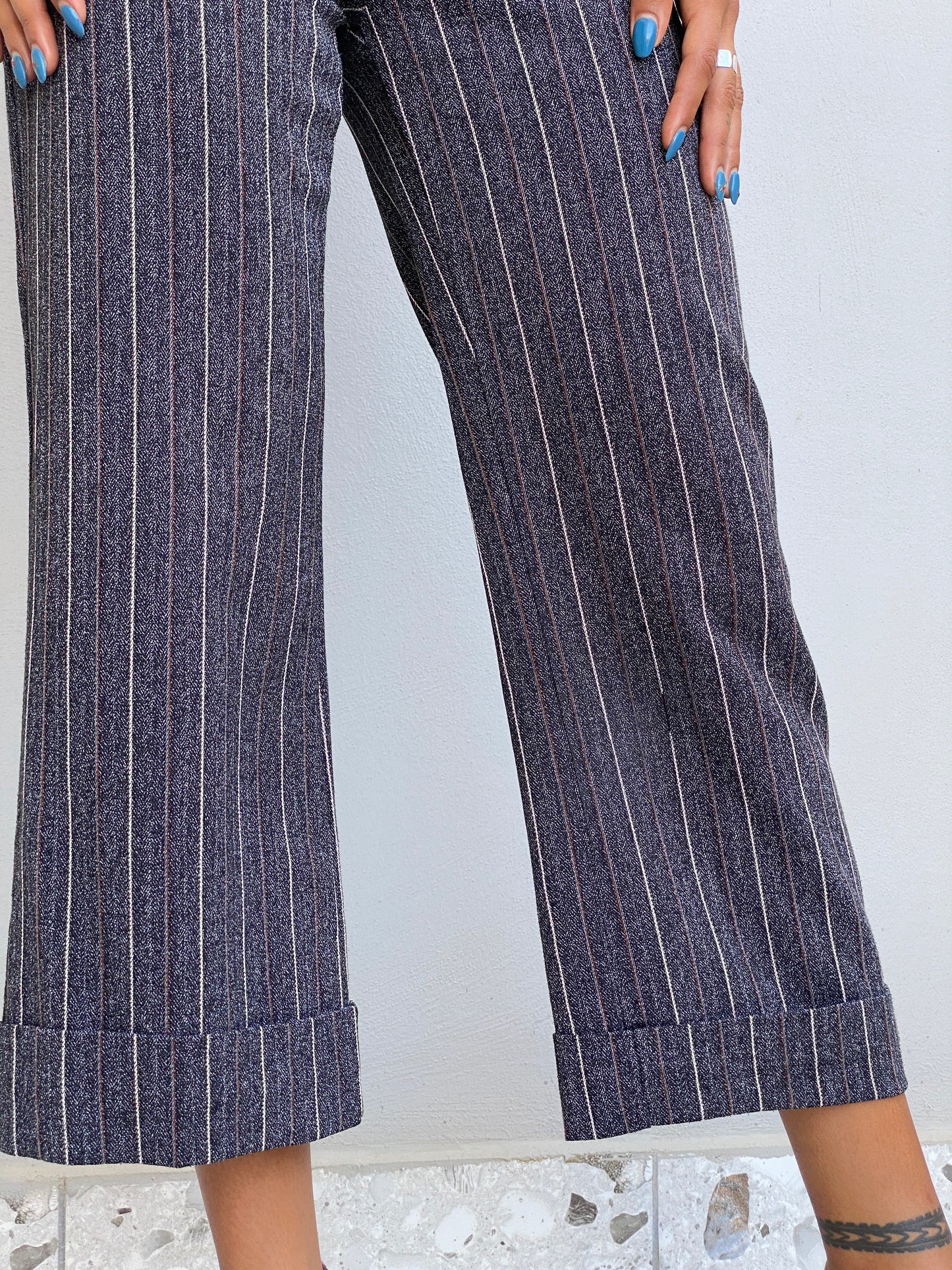 Vintage Y2K Grey Pinstripe Cropped Wide Leg Trousers Low Rise Office Siren Pants - S