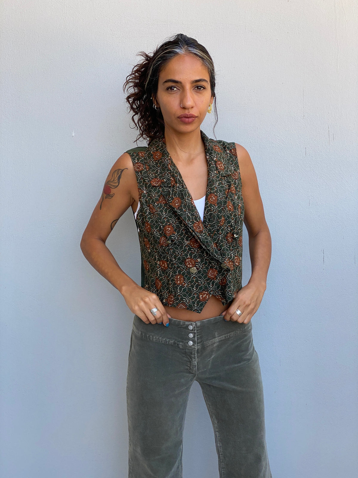 Vintage Y2K David Benjamin Green Paisley Double Breasted Silk Style Waistcoat Vest - M Vintage Y2K David Benjamin Green Paisley Double Breasted Silk Style Waistcoat Vest - M