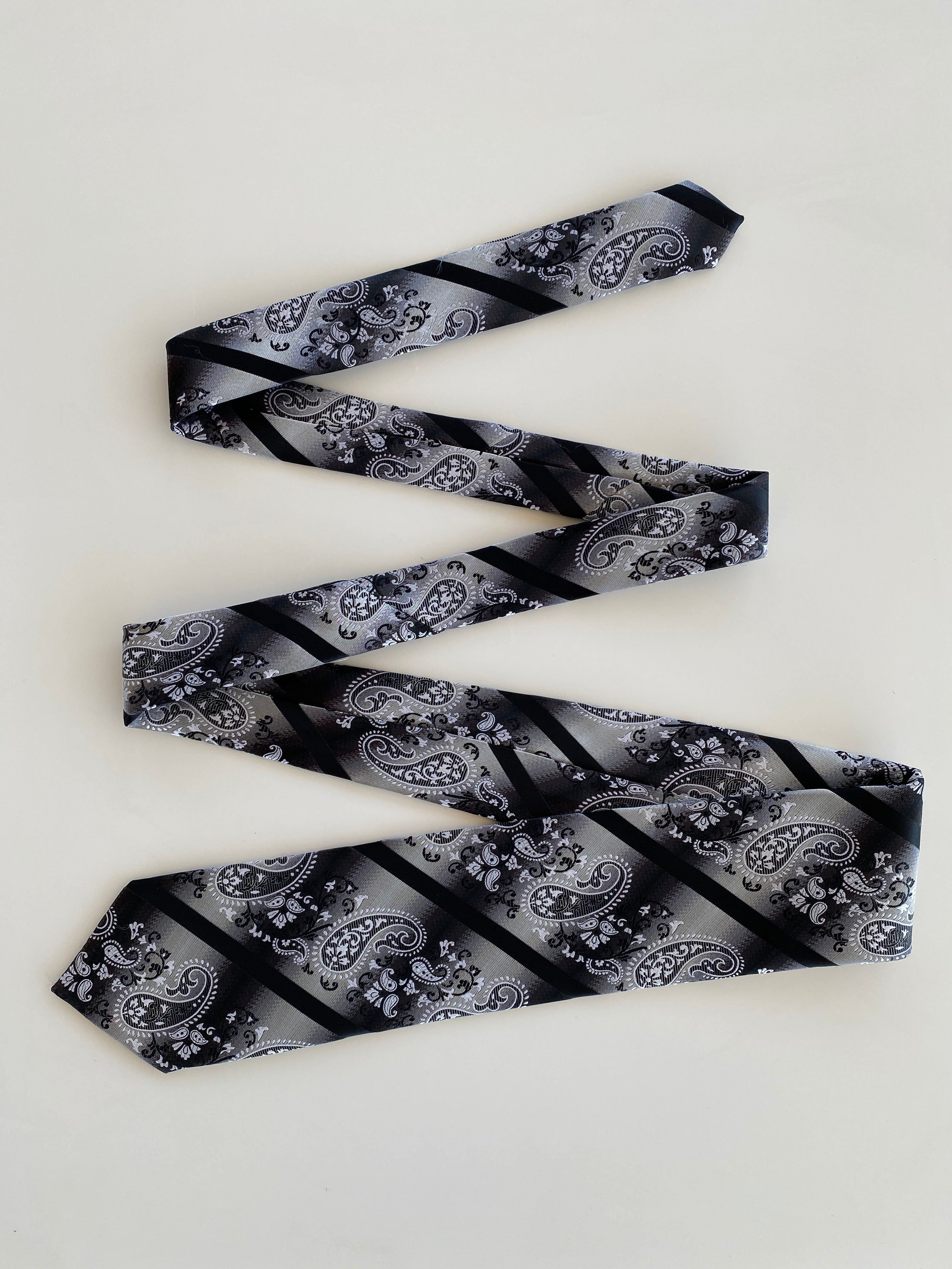 Handmade Pegasus Black & White Paisley Print Men’s Neck Tie