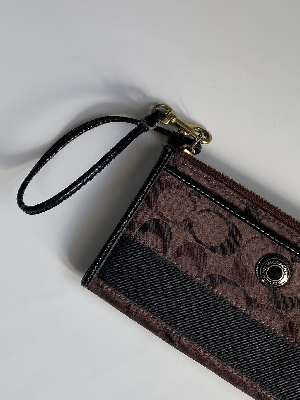 Coach Signature Brown Canvas & Black Leather Trim Wristlet Wallet Classic Monogram Logo