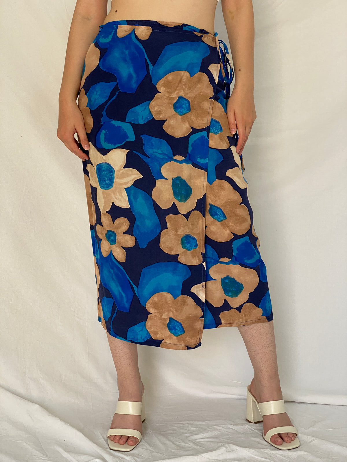 Vintage 1990s Blue & Tan Abstract Floral Wrap Midi Skirt - M Vintage 1990s Blue & Tan Abstract Floral Wrap Midi Skirt - M