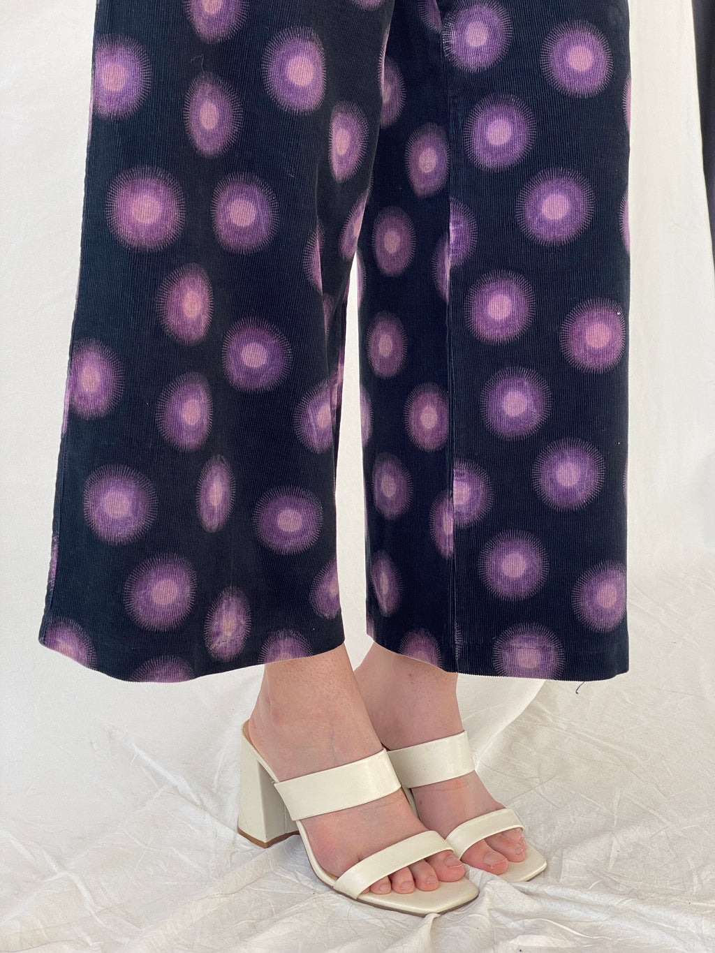 Art Ateliers Rare Toggery Wide Leg Black & Purple Corduroy Pants - M