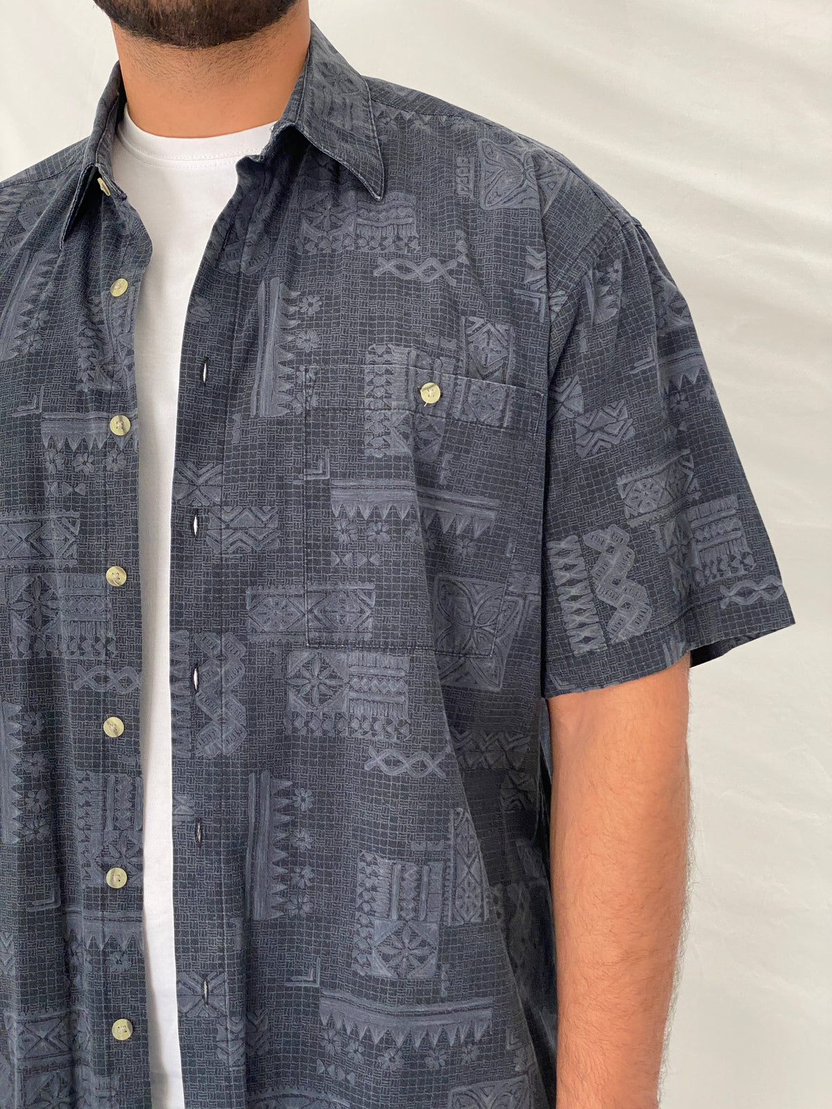 Vintage Batik Bay Navy Tribal Print Cotton Hawaiian Shirt – XL Vintage Batik Bay Navy Tribal Print Cotton Hawaiian Shirt – XL